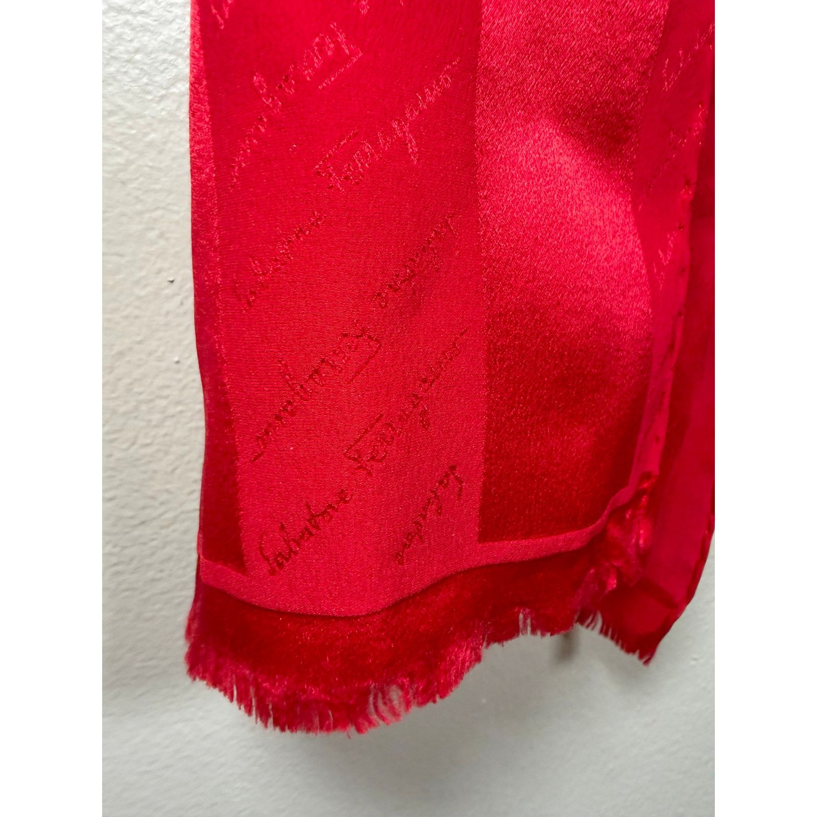 Salvatore Ferragamo Ferragamo Logo Embossed Red Silk Scarf Size ONE SIZE - 5 Thumbnail