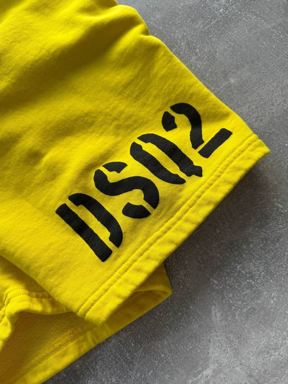 Dsquared2 DSQUARED2 yellow shorts size s Size US 30 / EU 46 - 4 Thumbnail