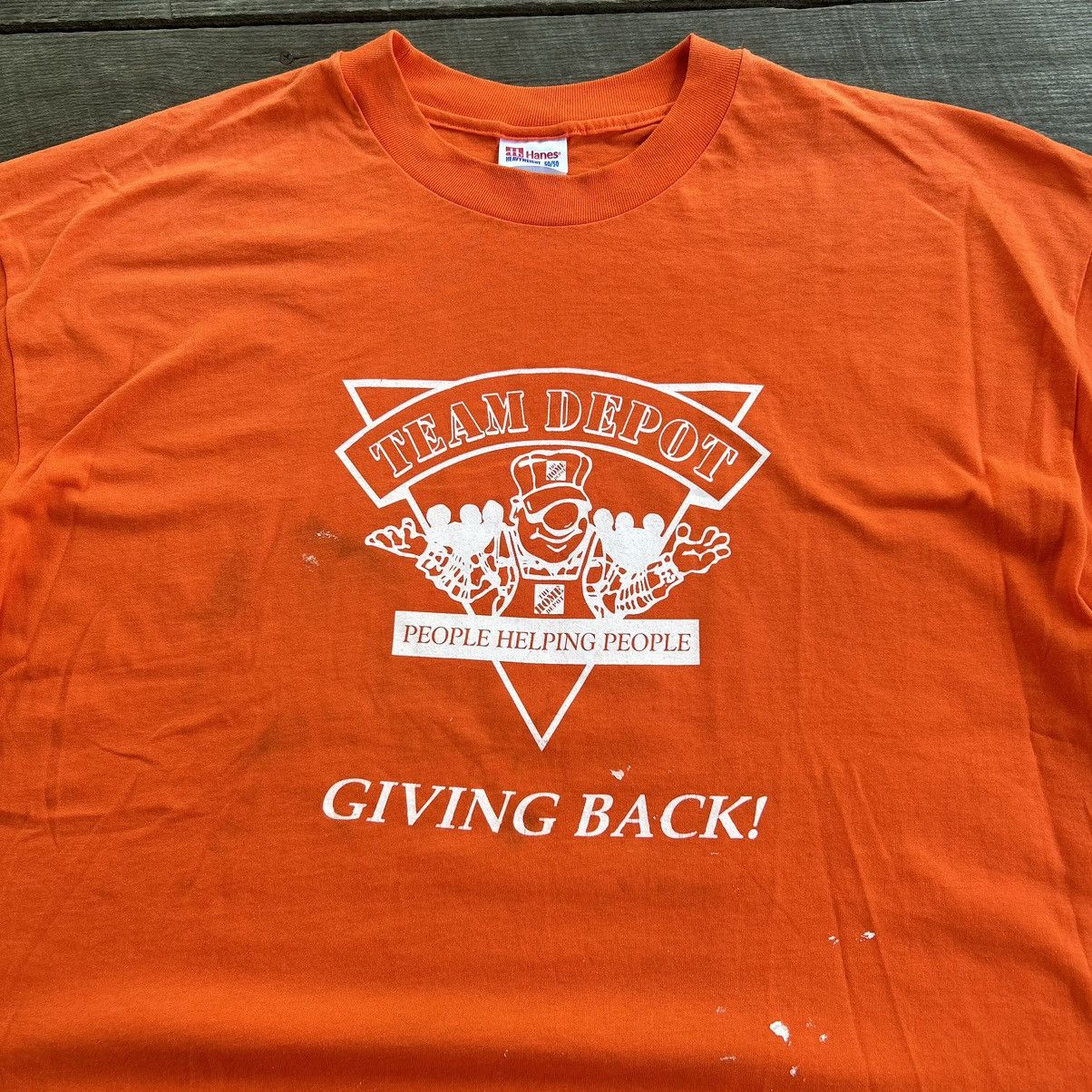 Vintage Vintage 90s The Home Depot Employee Paint Stained T Shirt Size US XXL / EU 58 / 5 - 2 Thumbnail