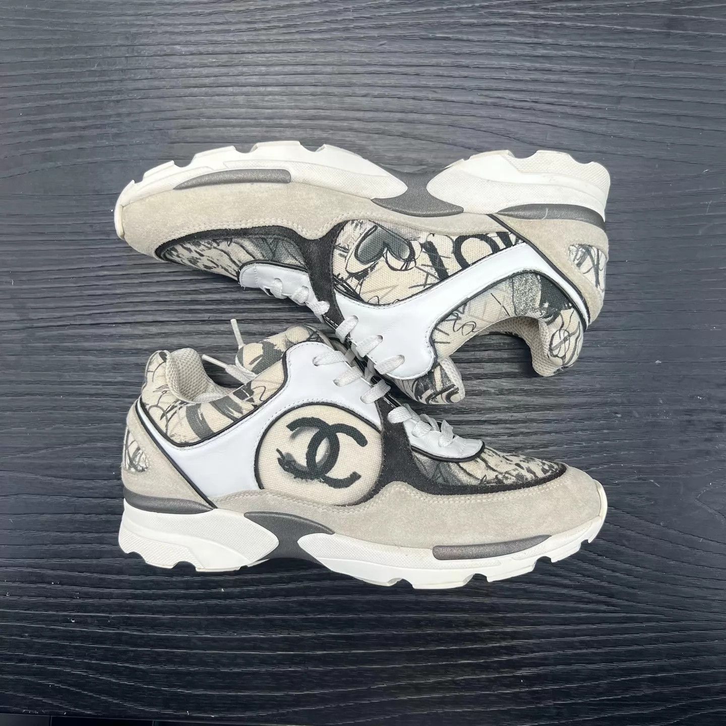 Chanel Chanel Black & White Graffiti Sneakers Size 36 With Box Size US 5.5 / IT 35.5 - 7 Thumbnail