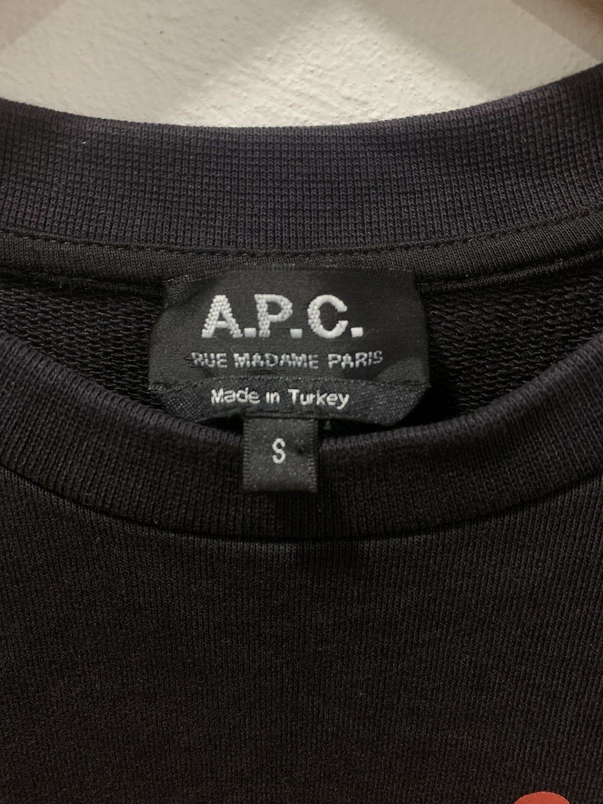 A.P.C. A.P.C. “DOLLS OF HELL” PULL-OVER CREWNECK Size S / US 4 / IT 40 - 4 Thumbnail