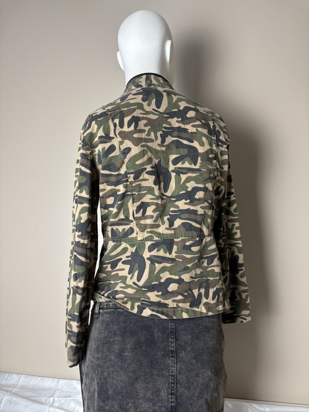Japanese Brand × Vintage Vintage 2000s camo light jacket with buttons Allsaints style Size S / US 4 / IT 40 - 3 Thumbnail