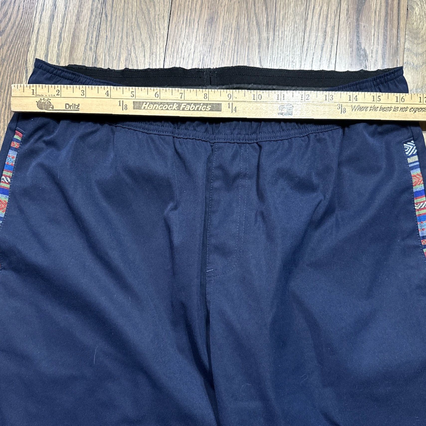 Vintage Wowie Rambler Men’s Pant Casual Stretch Aztec Charcoal Blue Size Large Style Streetwear Slim Tapered Pockets Adjustable Waist Inseam 31 in Cardigan? Size US 33 - 6 Thumbnail