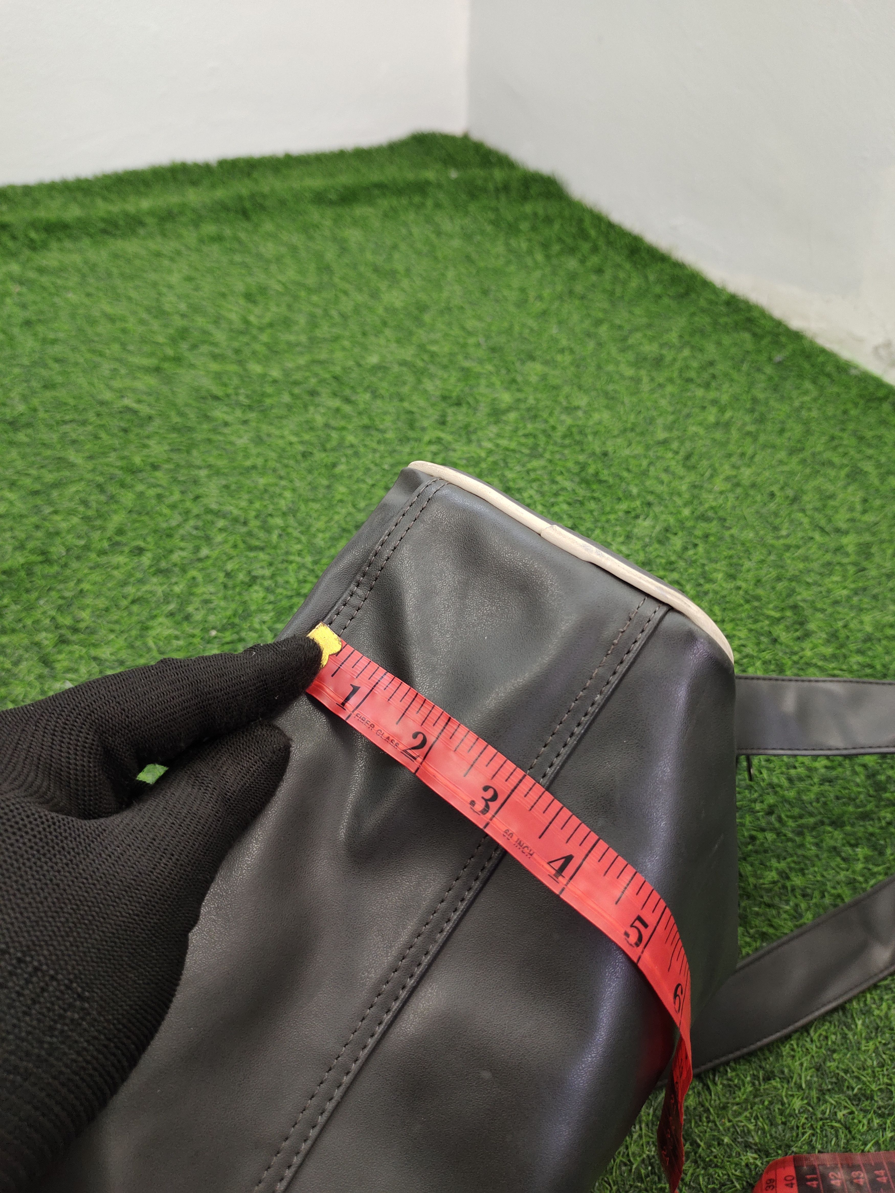 Yohji Yamamoto Vintage Ined Homme Yohji Yamamoto Crossbody Sling Bag Size ONE SIZE - 19 Thumbnail