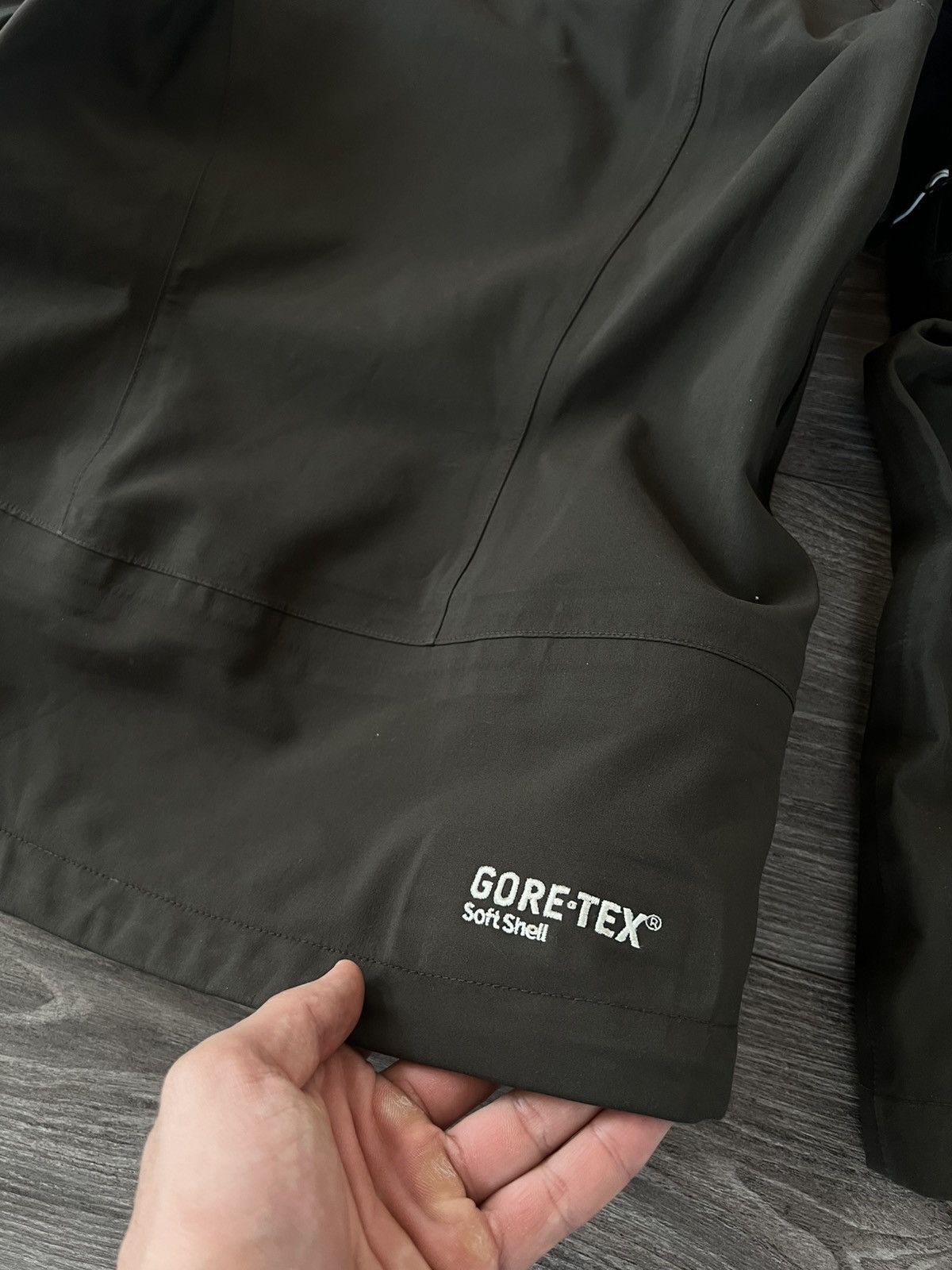 Peak Performance Peak Performance Gore-Tex Knit R&D Recco Soft Shell Jacket Size S / US 4 / IT 40 - 5 Thumbnail