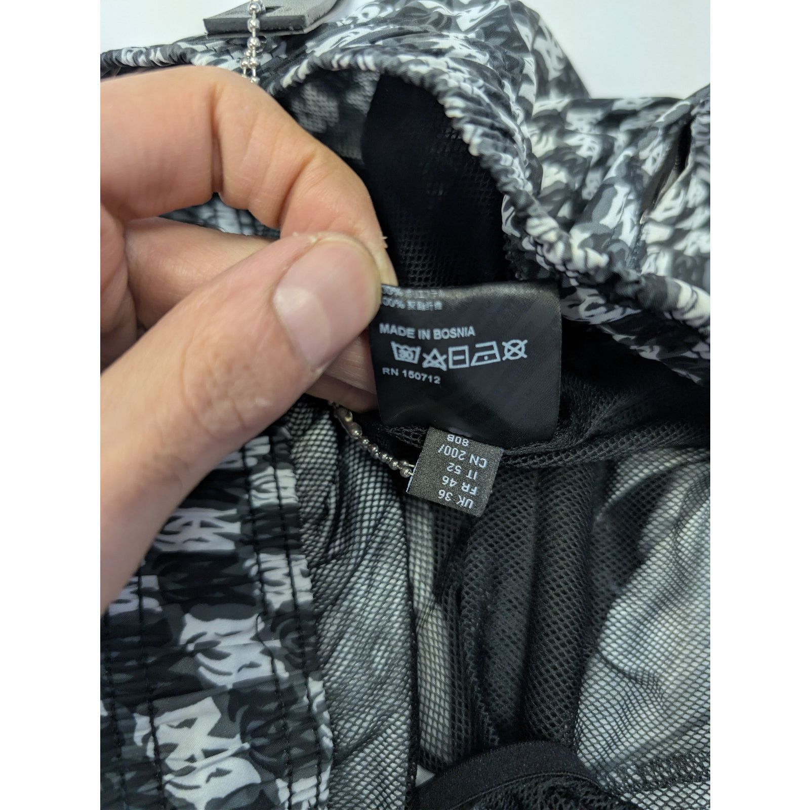 Amiri o1rshd1 Wavy MA Swim Trunk Shorts in Black XL Size US 36 / EU 52 - 19 Thumbnail