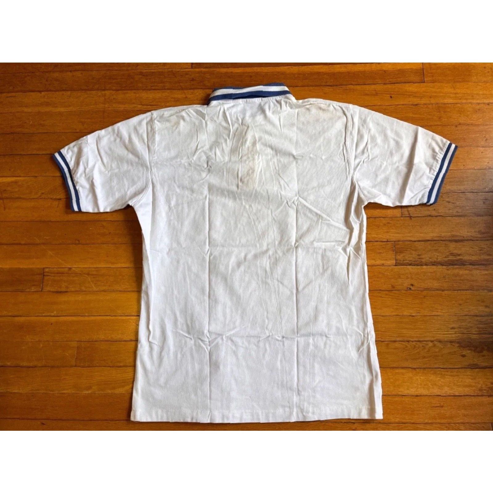 Vintage VINTAGE Antigua Wykagyl Golf Shirt Men’s L White Polo (80s) Size US L / EU 52-54 / 3 - 7 Thumbnail