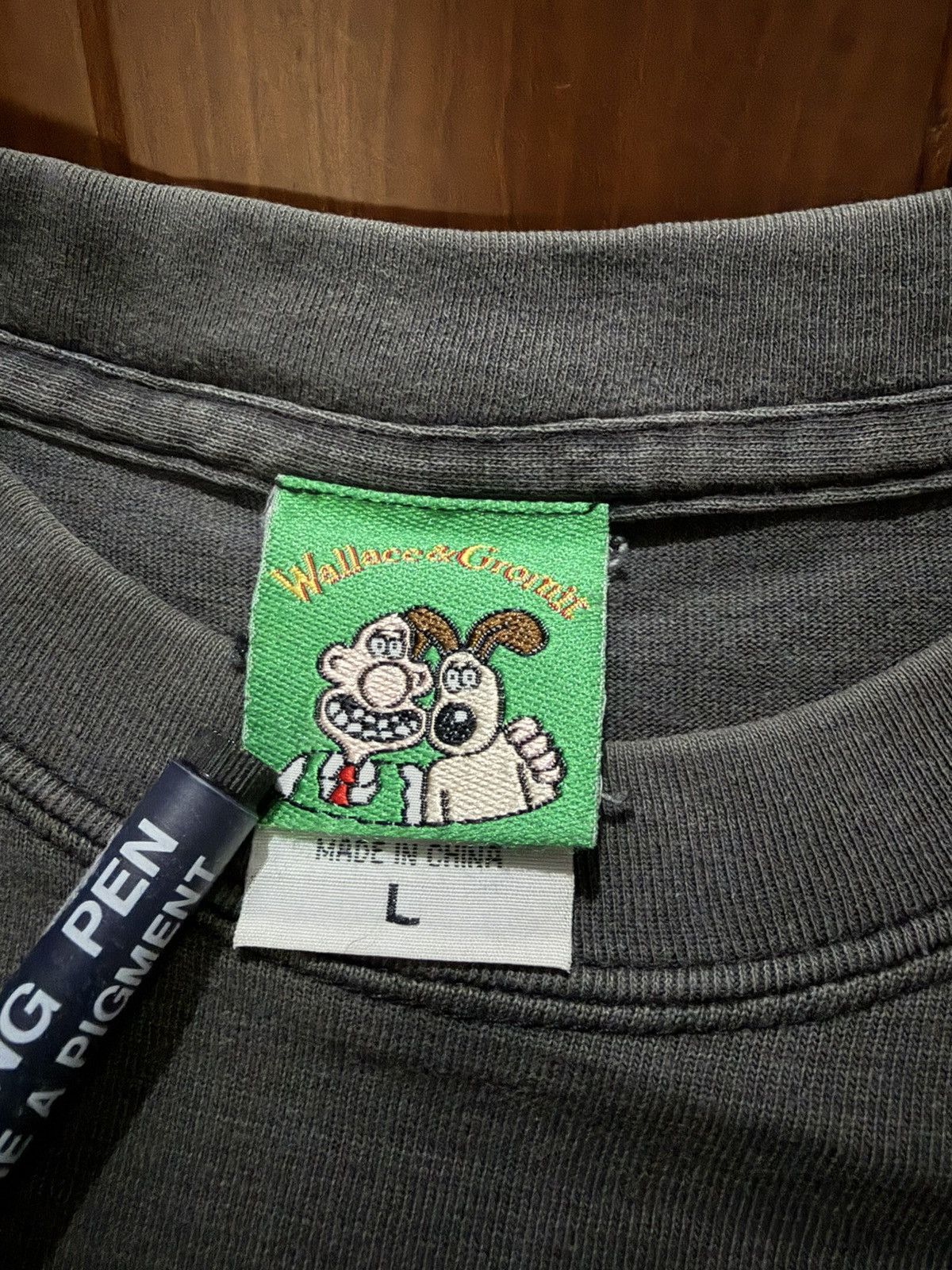 Cartoon Network Vintage 1989 Wallace and Gromit “Wendolene & Wallace” Size US L / EU 52-54 / 3 - 3 Thumbnail
