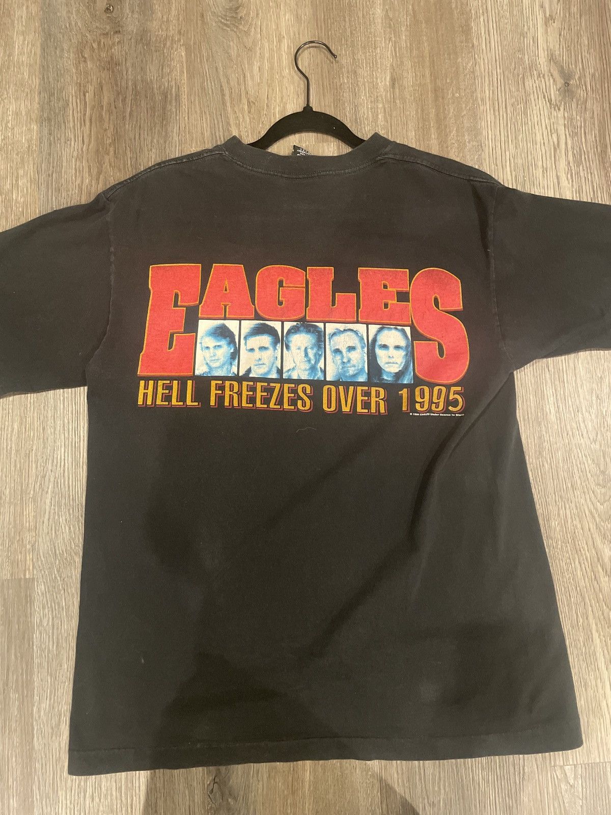 Giant 1994 Eagles Hell Freezes Over GIANT Tee Shirt Size US L / EU 52-54 / 3 - 3 Thumbnail