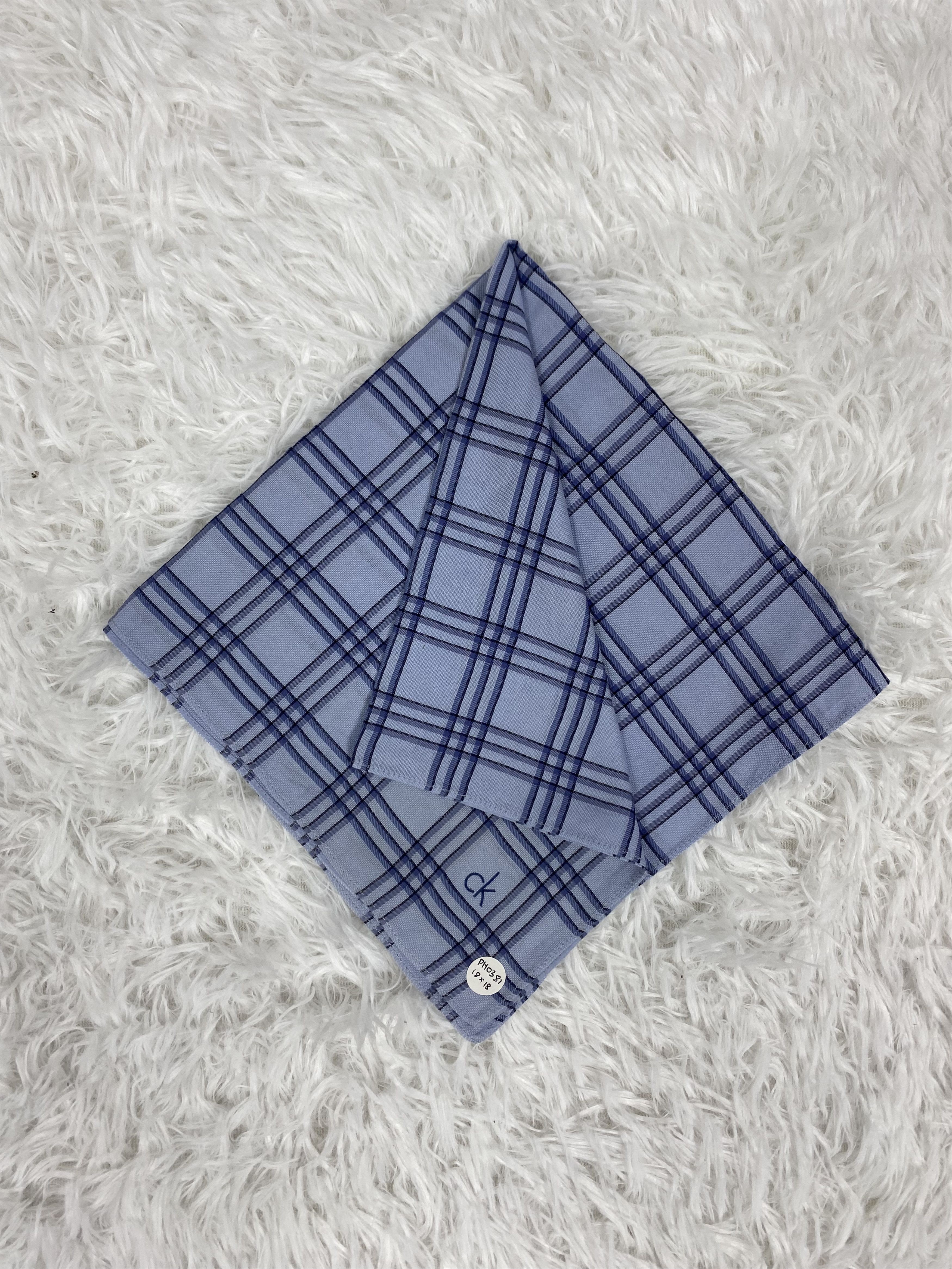 Calvin Klein Vintage Calvin Klein Handkerchief Neckerchief Ph0381 Size ONE SIZE - 1 Thumbnail