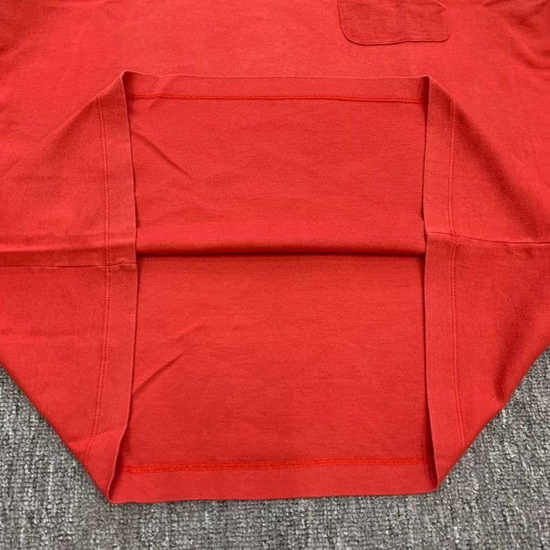 Louis Vuitton LV Red Pocket Logo Short Sleeve T-shirt-2505 Size US XXL / EU 58 / 5 - 7 Thumbnail