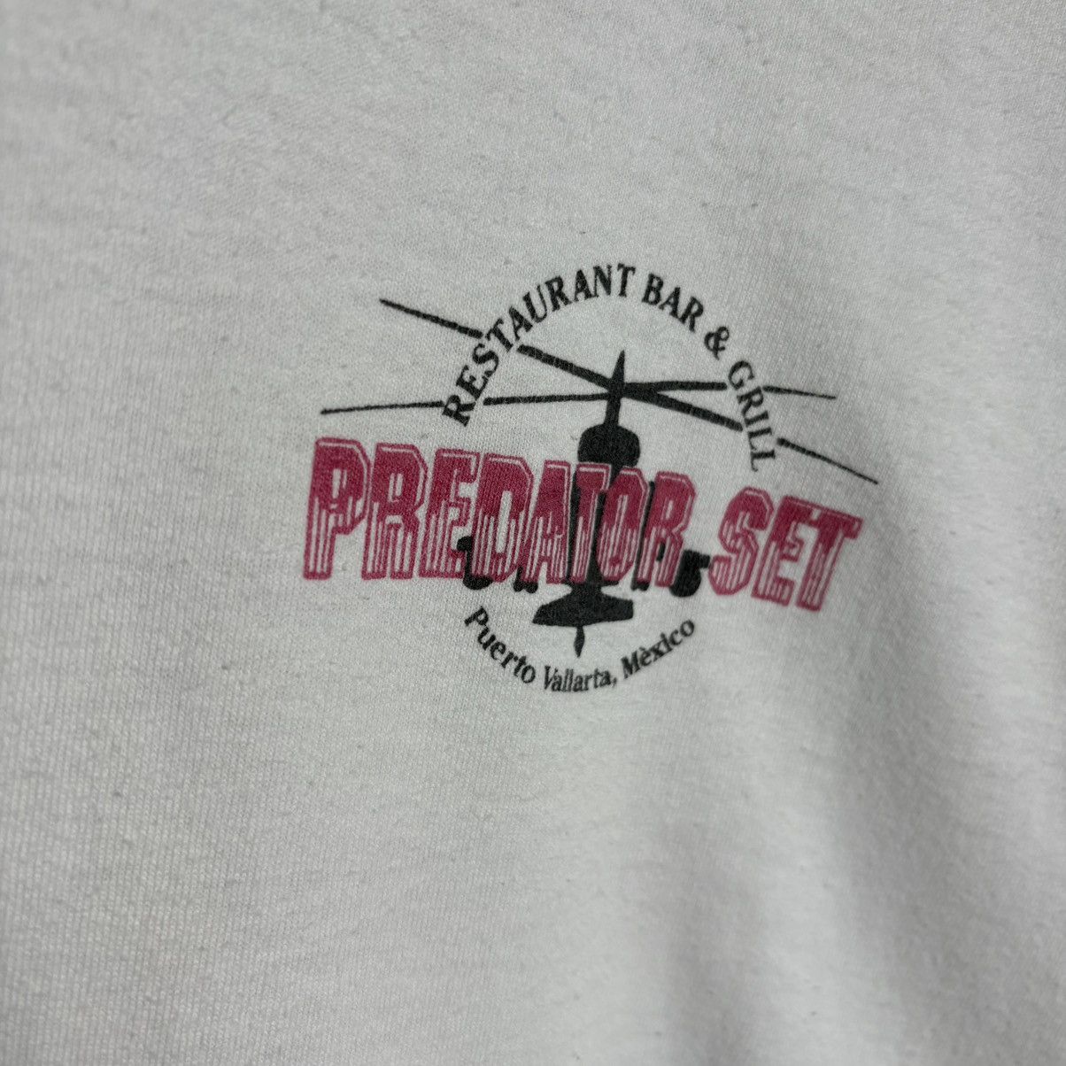 Vintage Vintage 90s Predator Movie T-Shirt / Arnold Schwarzenegger Size US XXL / EU 58 / 5 - 4 Thumbnail