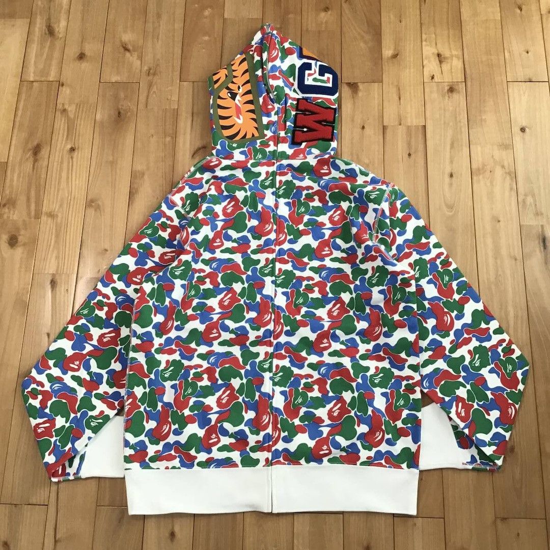 Bape 2024 🔥QINGDAO Store Camo🔥 BAPE shark full zip hoodie APE Size US XL / EU 56 / 4 - 3 Thumbnail