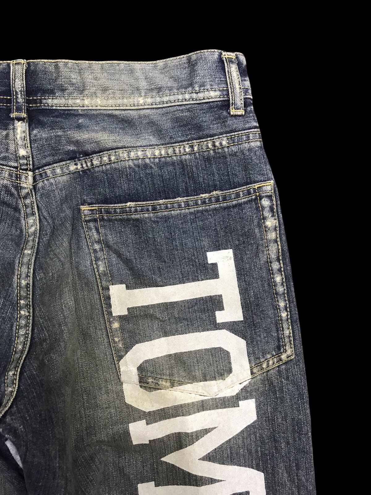 Tommy Hilfiger 💥ARCHIVAL💥VERY RARE TOMMY DISTRESSED DENIM F123 Size US 30 / EU 46 - 12 Thumbnail
