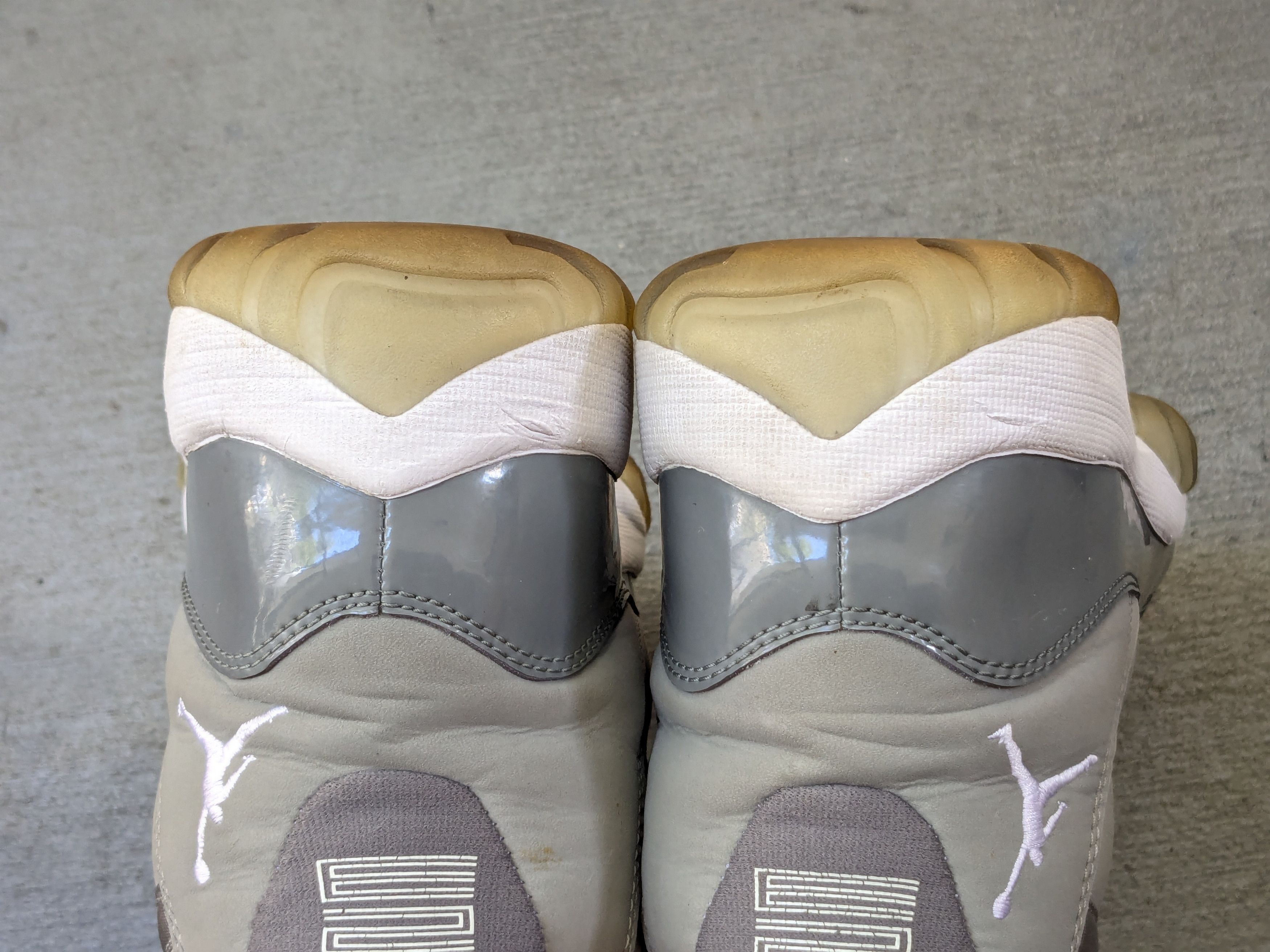 Jordan Brand Nike Air Jordan 11 Retro Cool Gray 2010 Men 7.5 378037-001 Size US 7.5 / EU 40-41 - 17 Thumbnail