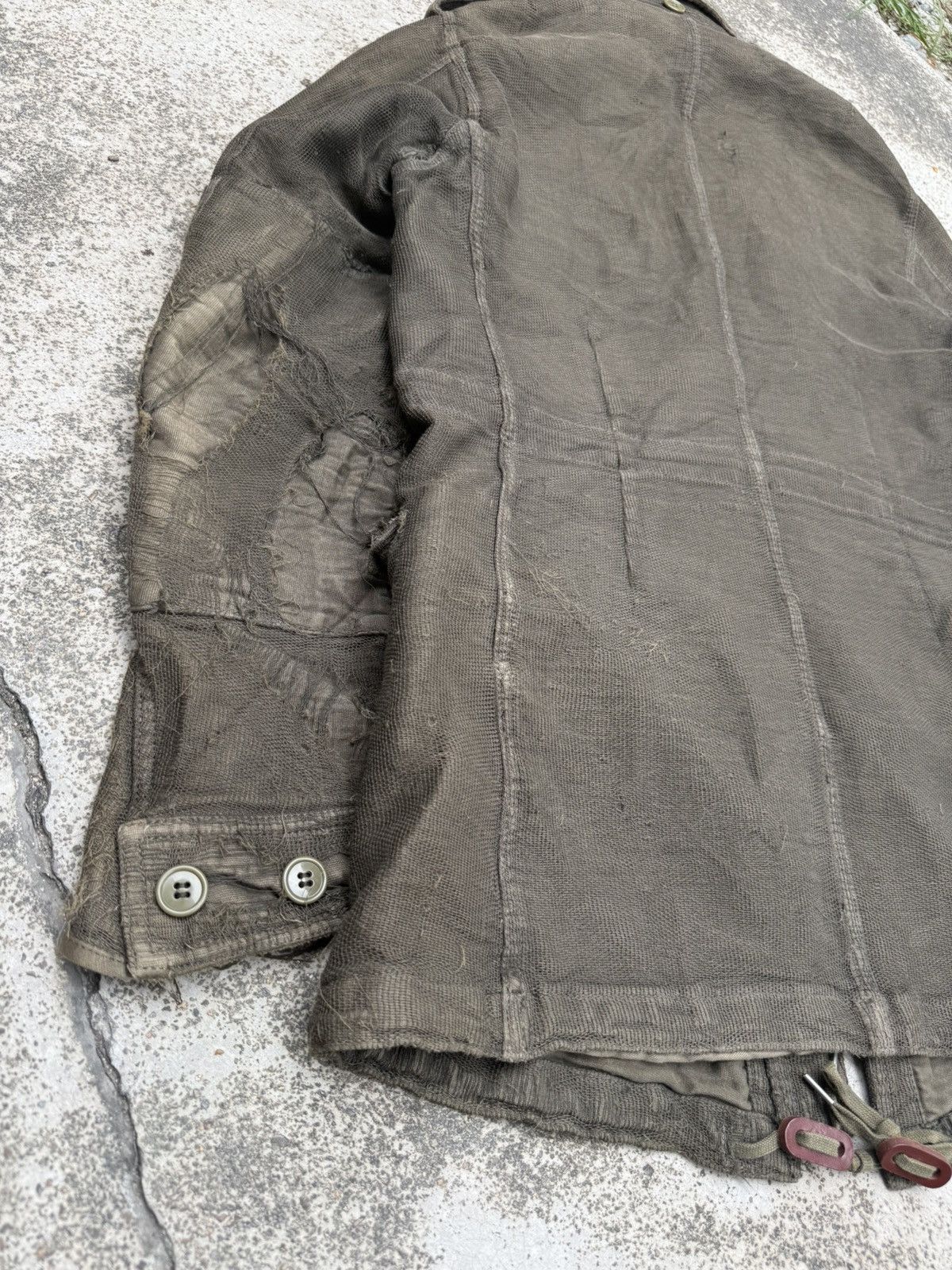 Maison MIHARA YASUHIRO 🔥 MiharaYasuhiro AW05 Distressed Dutch Military Field Jacket Size US S / EU 44-46 / 1 - 20 Thumbnail