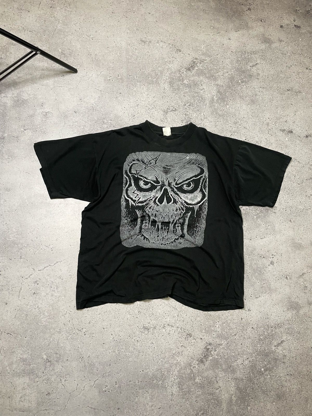 Vintage Vintage 90s Vintage Crazy Graphic Skeleton T-Shirt Size US L / EU 52-54 / 3 - 1 Thumbnail