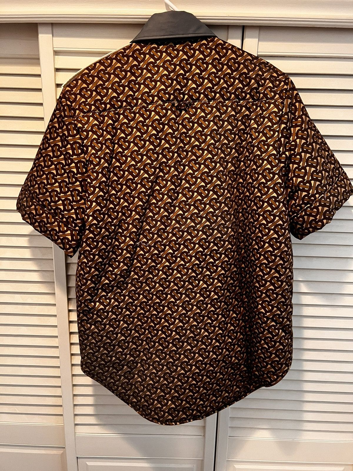 Burberry Brand new , limit addition collection Size US M / EU 48-50 / 2 - 6 Thumbnail