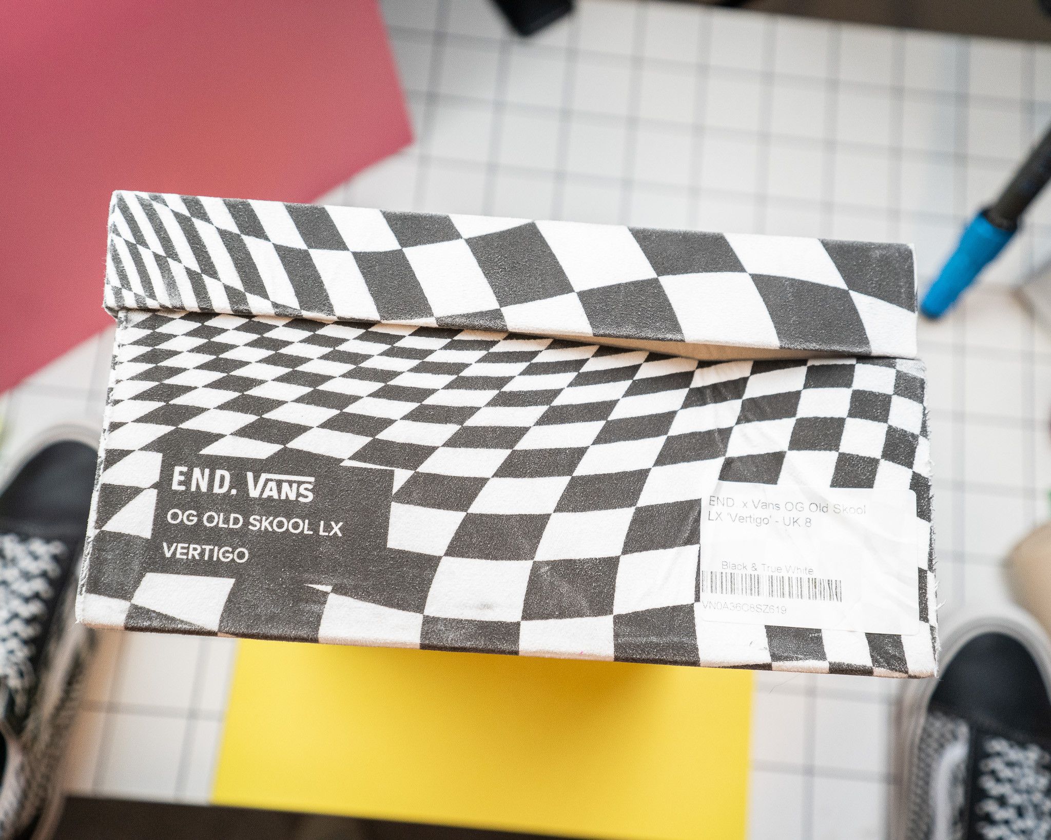 END. × Vans Vans Old Skool End Vertigo Size US 9 / EU 42 - 6 Thumbnail