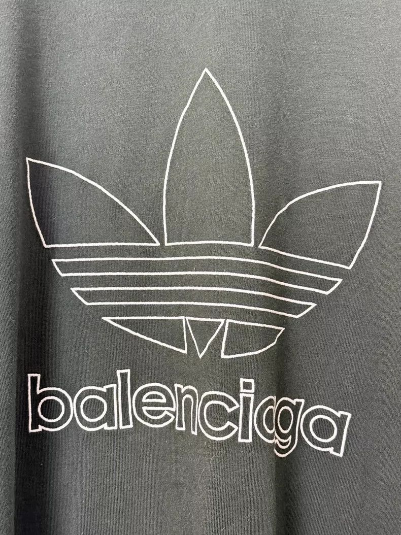 Balenciaga Balenciaga short sleeves 2504-Nextarrow Size US XXL / EU 58 / 5 - 6 Thumbnail