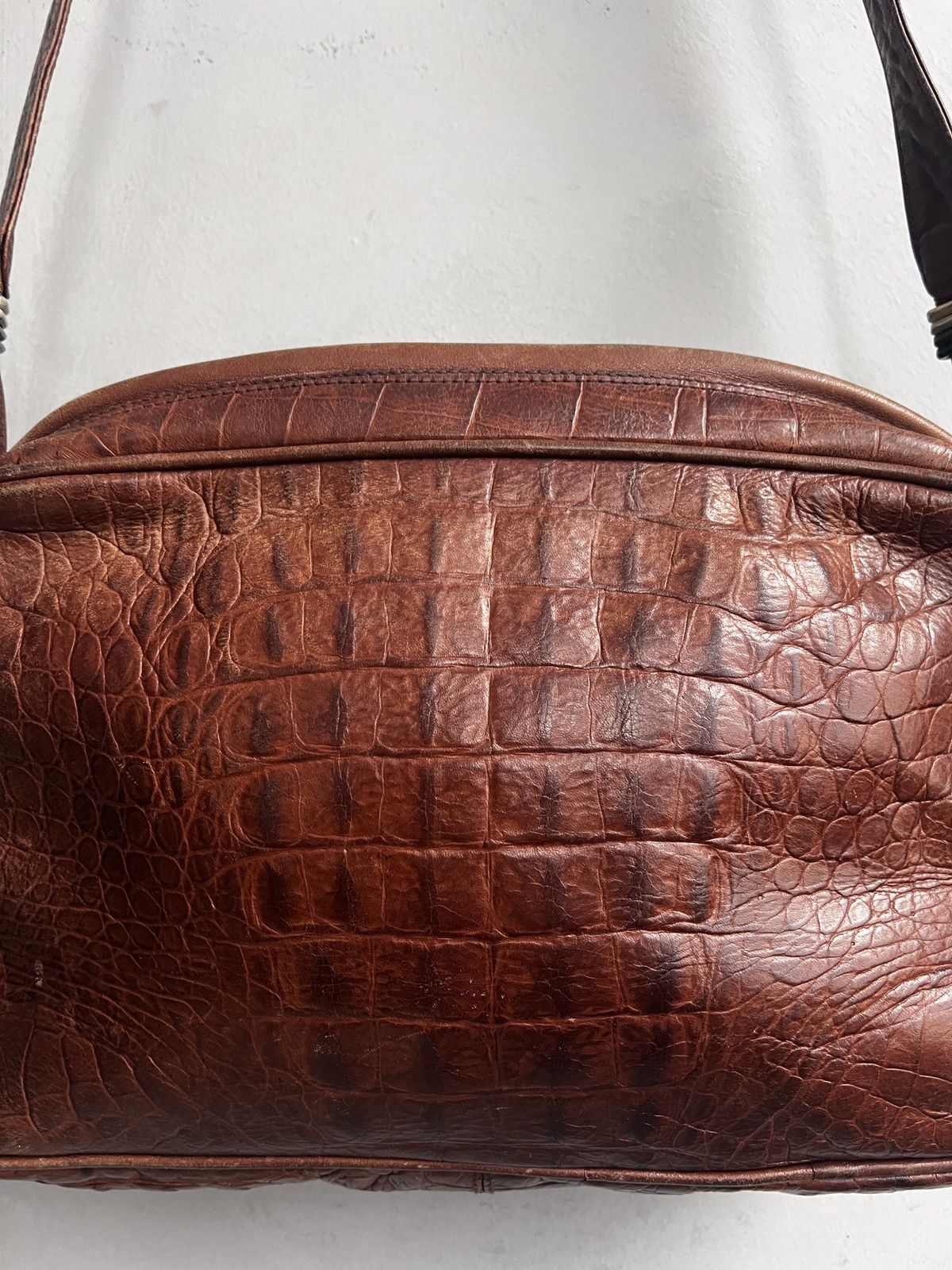 KMRii Rare kmrii style crocodile leather messenger bag hype y2k Size ONE SIZE - 10 Thumbnail
