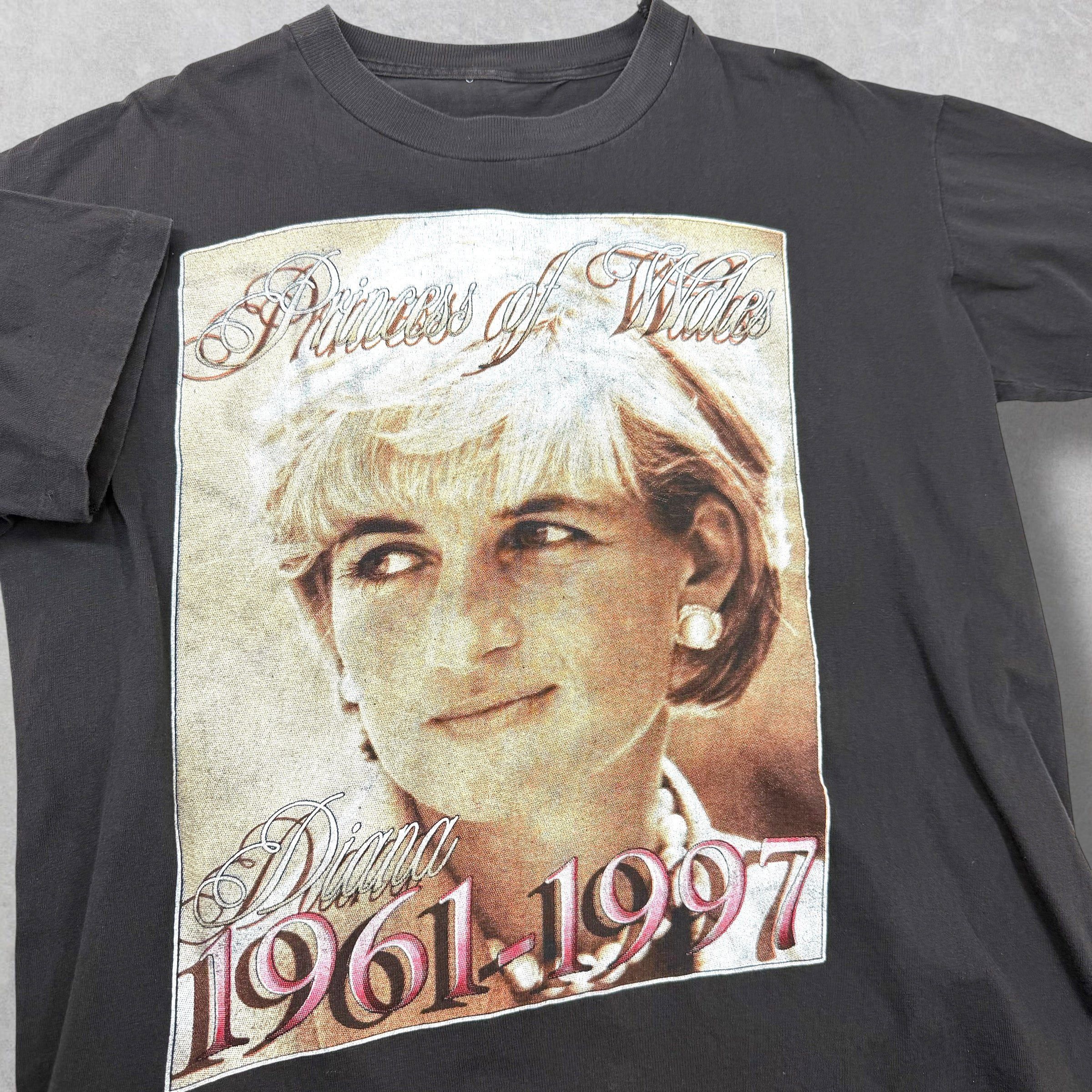 Vintage Vintage 1990's Princess Diana Memorial Tee XL Size US XL / EU 56 / 4 - 3 Thumbnail