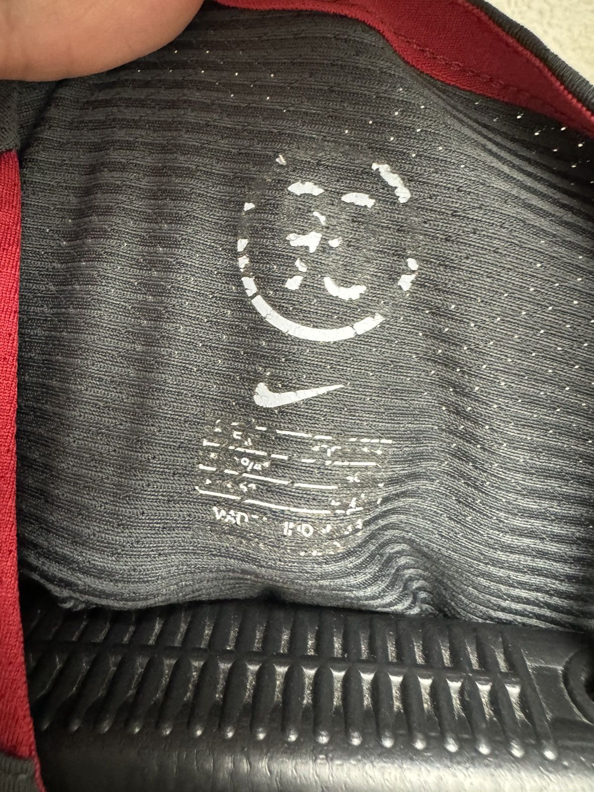 Nike Nike manchester united soccer jersey vntg 2005/06 M totall90 Size US M / EU 48-50 / 2 - 9 Thumbnail