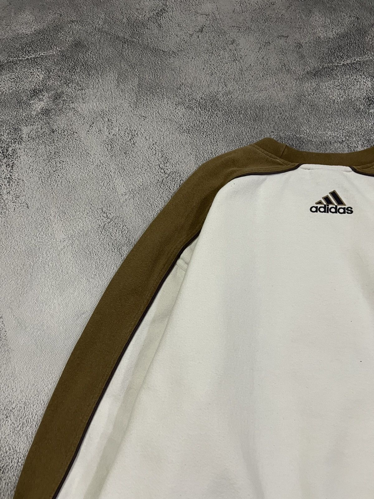 Adidas × Vintage Vintage Y2k Adidas🤍 3D Spellout Big Logo Sweatshirt 90’s Size US XL / EU 56 / 4 - 13 Thumbnail