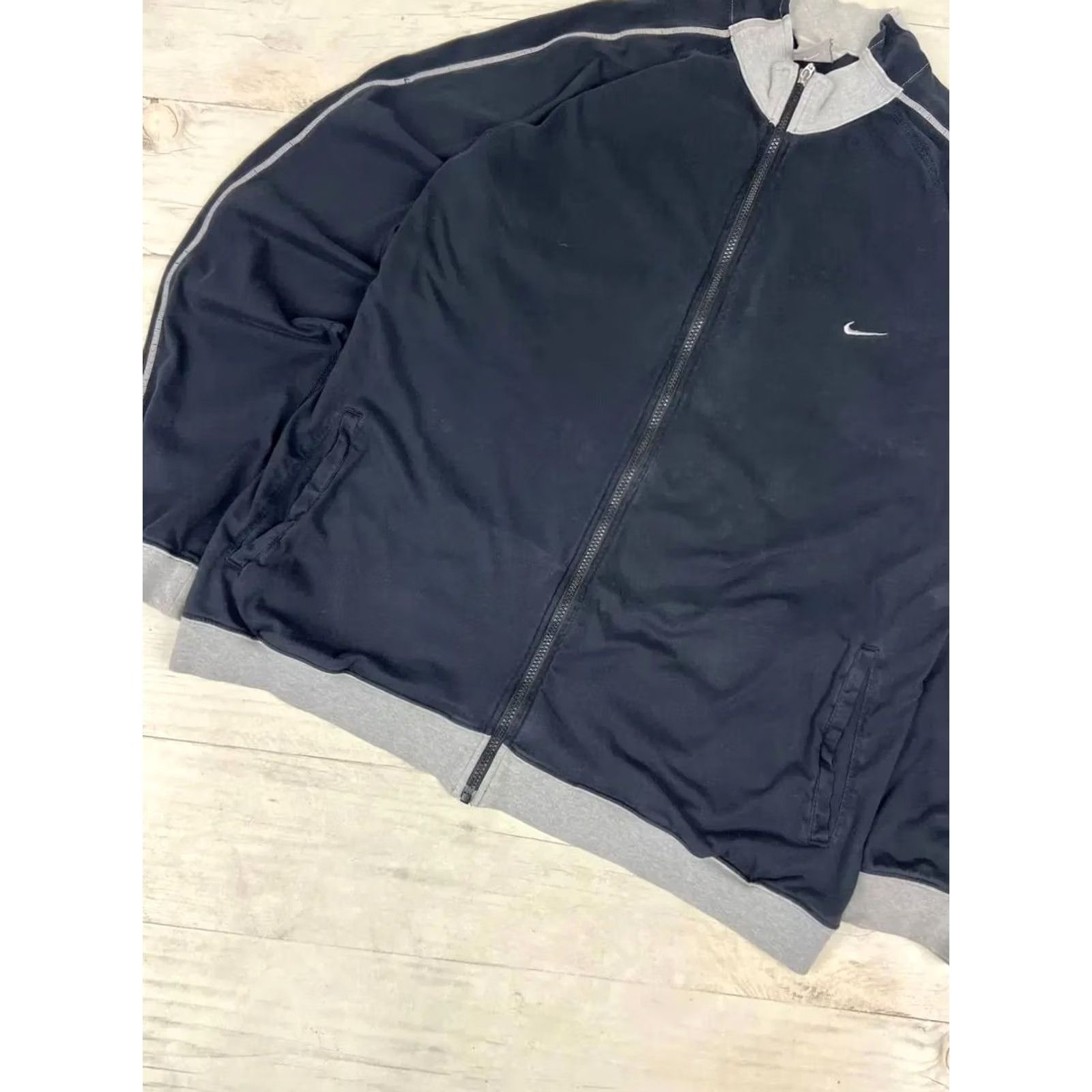Nike VINTAGE Nike Tracksuit Jacket Pants Set 2XL Black Nike Tracksuit Mens 2XL Black Stripe Swoosh 00s Size 48R - 3 Thumbnail