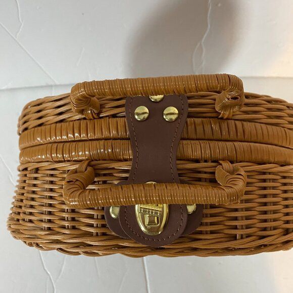 Other Woven Wicker Picnic Basket Carrying Case Handbag Size ONE SIZE - 4 Thumbnail