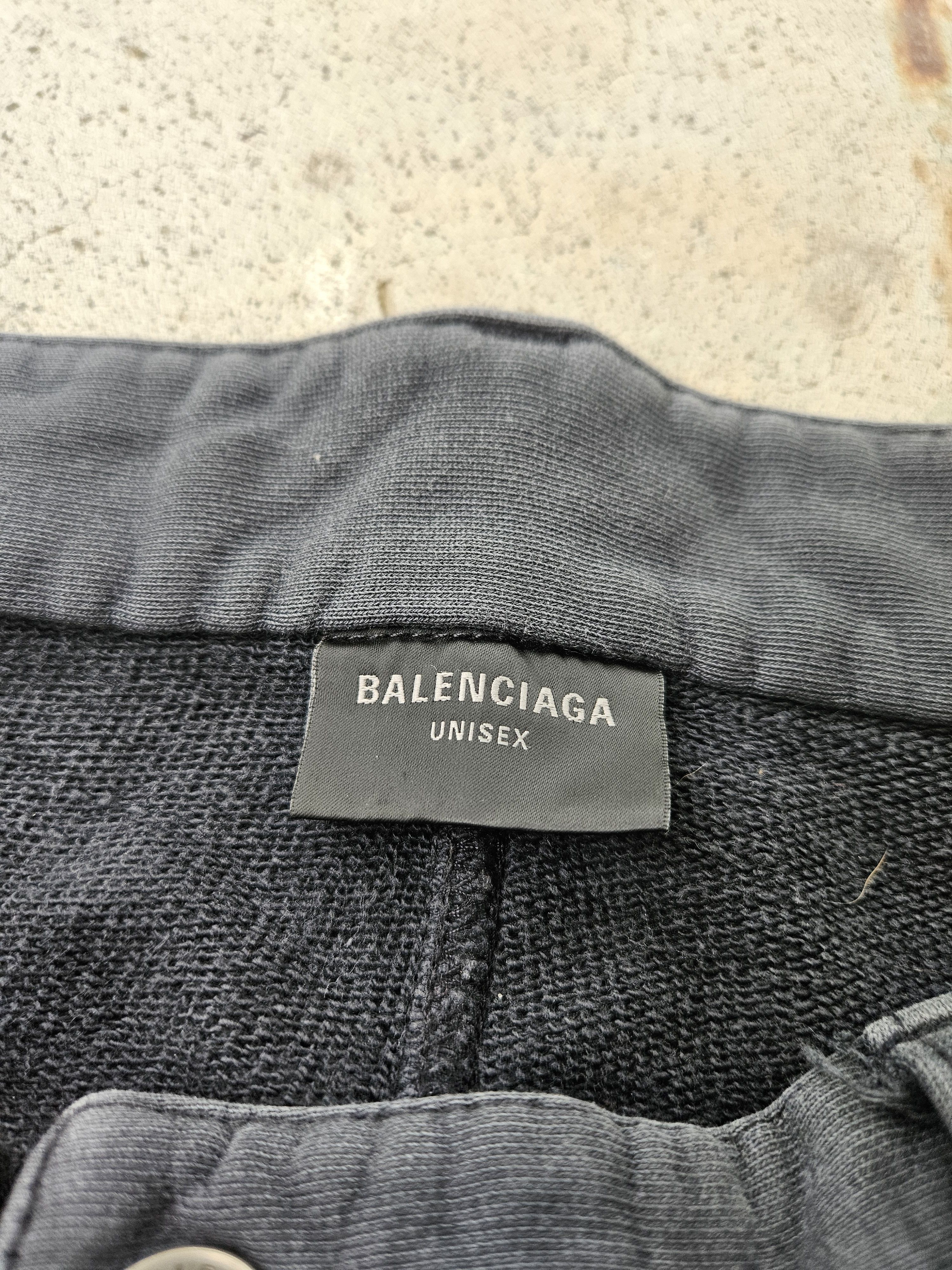 Balenciaga FW22 Gray Trompe-l'œil Denim Print Sweatpants Size US 40 / EU 56 - 9 Thumbnail