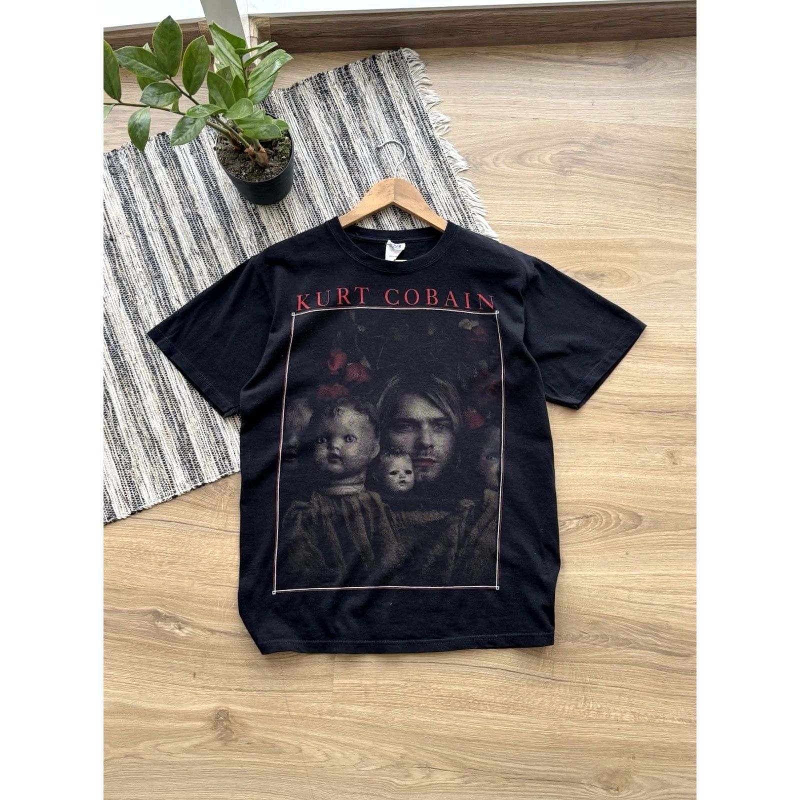 Vintage VINTAGE Kurt Cobain Nirvana T Shirt Black Size M Men Size US M / EU 48-50 / 2 - 2 Thumbnail