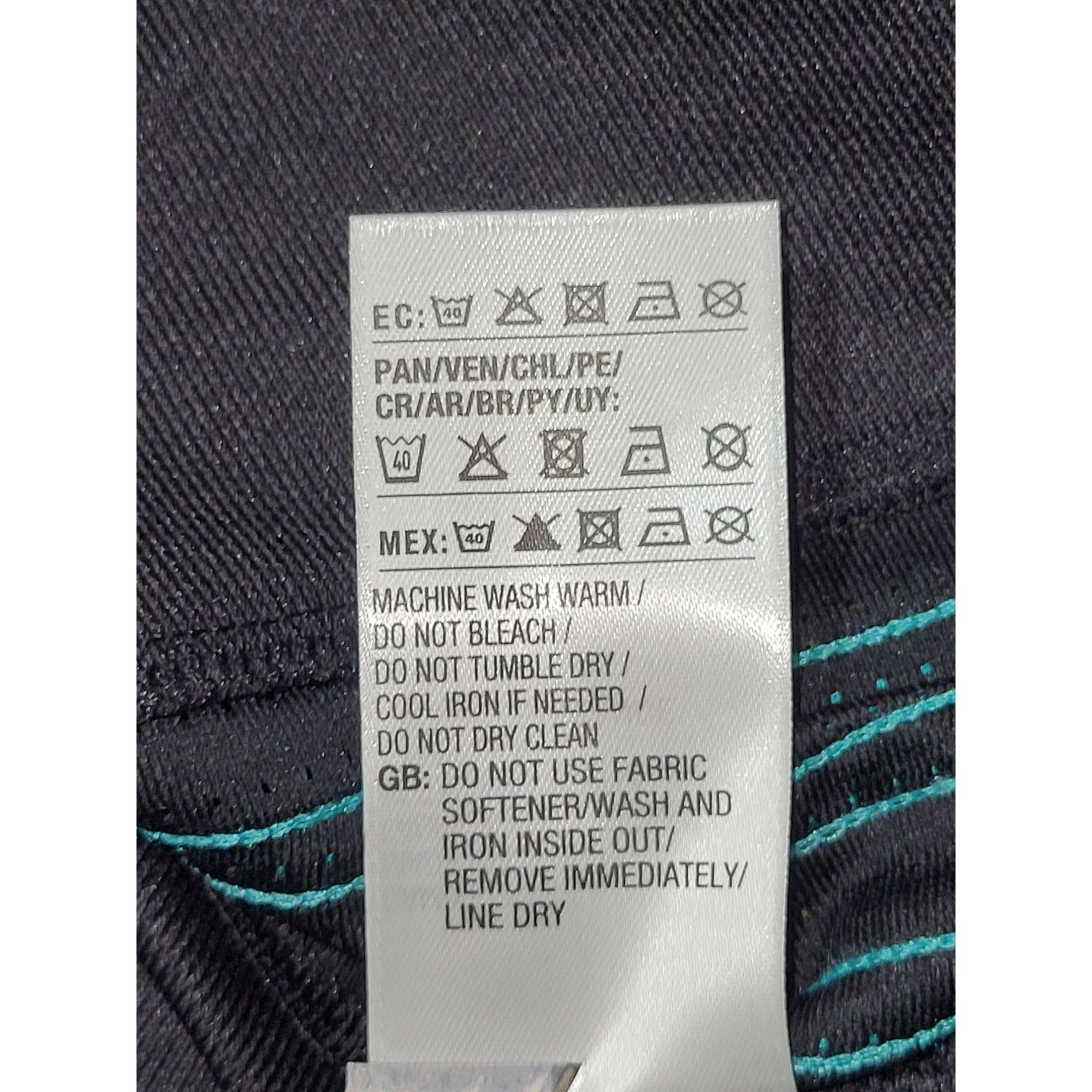 Adidas Ronaldo Real Madrid 2017 2018 UEFA Away Soccer Jersey BNWT L Size US L / EU 52-54 / 3 - 9 Thumbnail