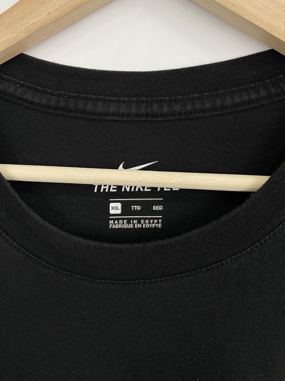 Nike Nike Football Tottenham Hotspur crest t-shirt Center Swoosh Size US XL / EU 56 / 4 - 8 Thumbnail