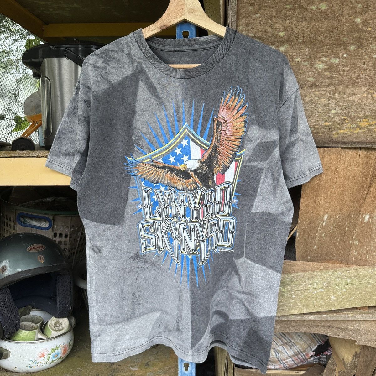 Band Tees Nice Faded Lynyrd Skynyrd Rock Band Tee Size US L / EU 52-54 / 3 - 1 Thumbnail