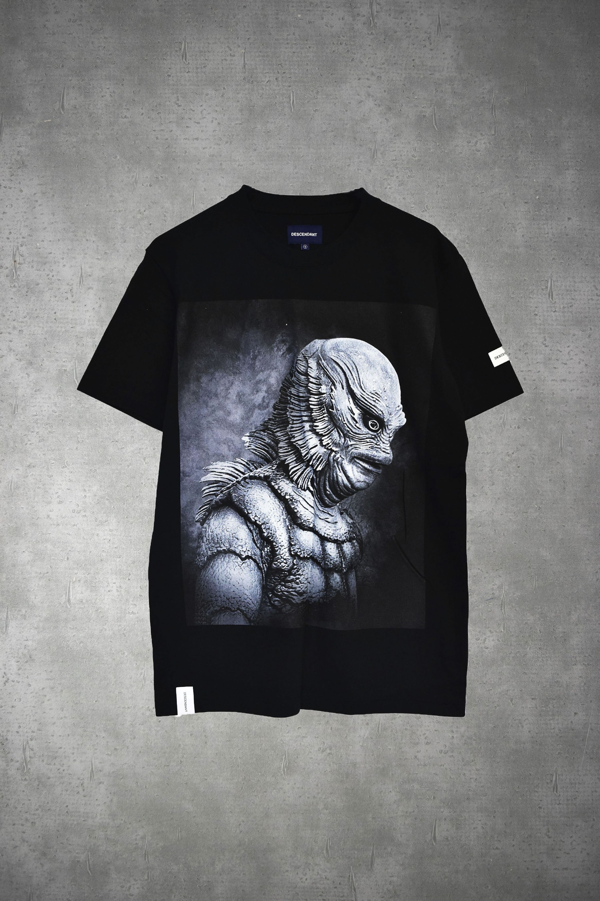 image of Descendant/art Graphic T-Shirt/14776 - 0716 64 in Black, Men's (Size Medium)