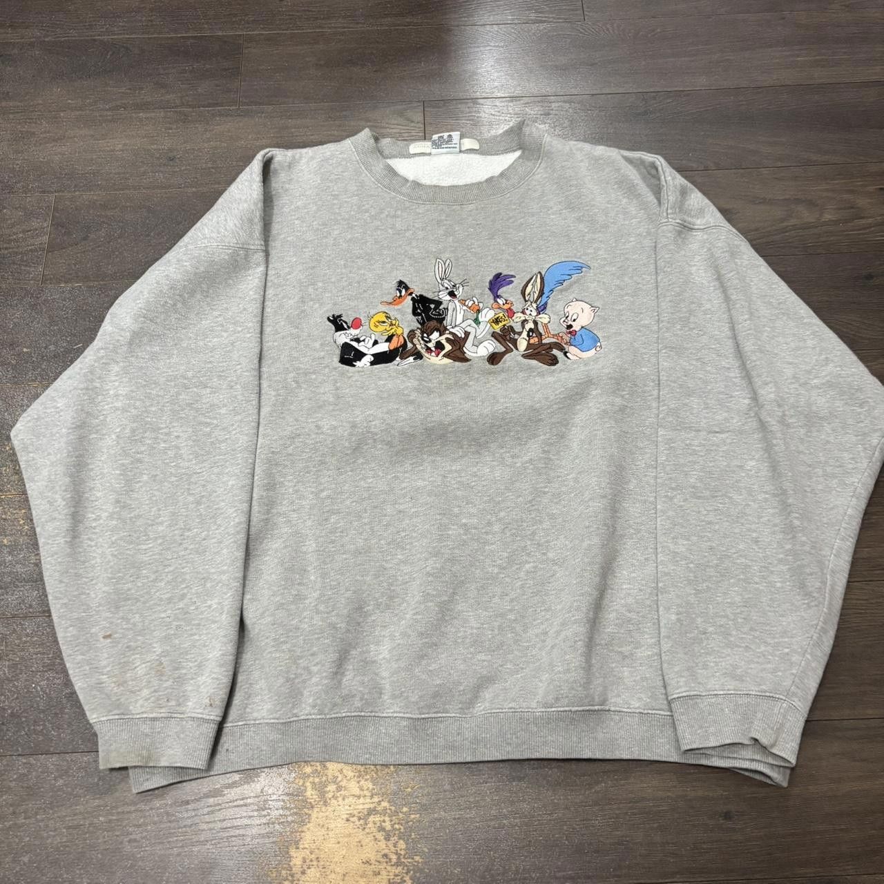 Designer vintage embroidered looney tunes crewneck sweatshirt 98 XXL Size US XXL / EU 58 / 5 - 3 Thumbnail