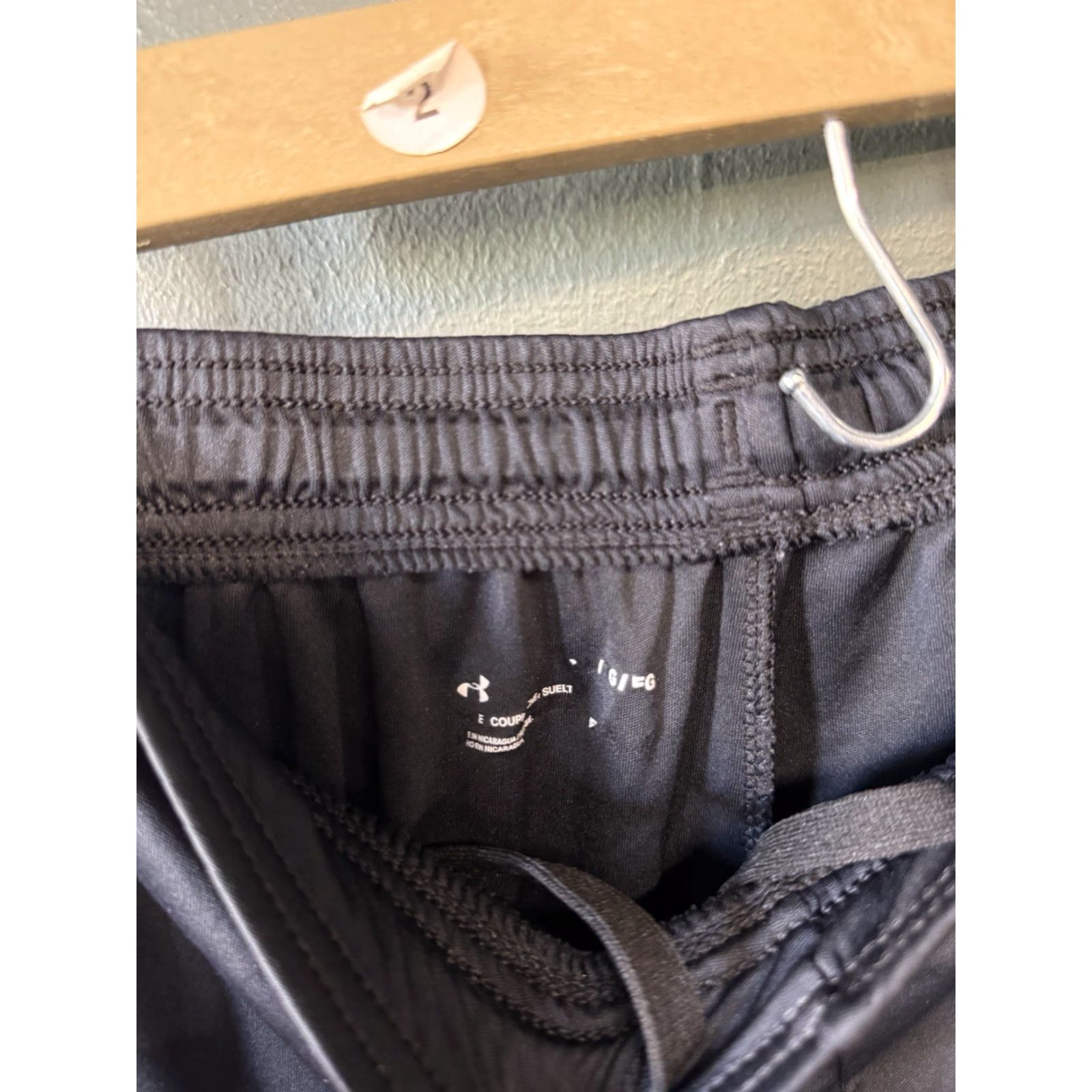 Under Armour Under Armour Athletic Basketball Shorts Mens L Black Drawstring - Activewear, Regular Fit Size US 33 - 3 Thumbnail