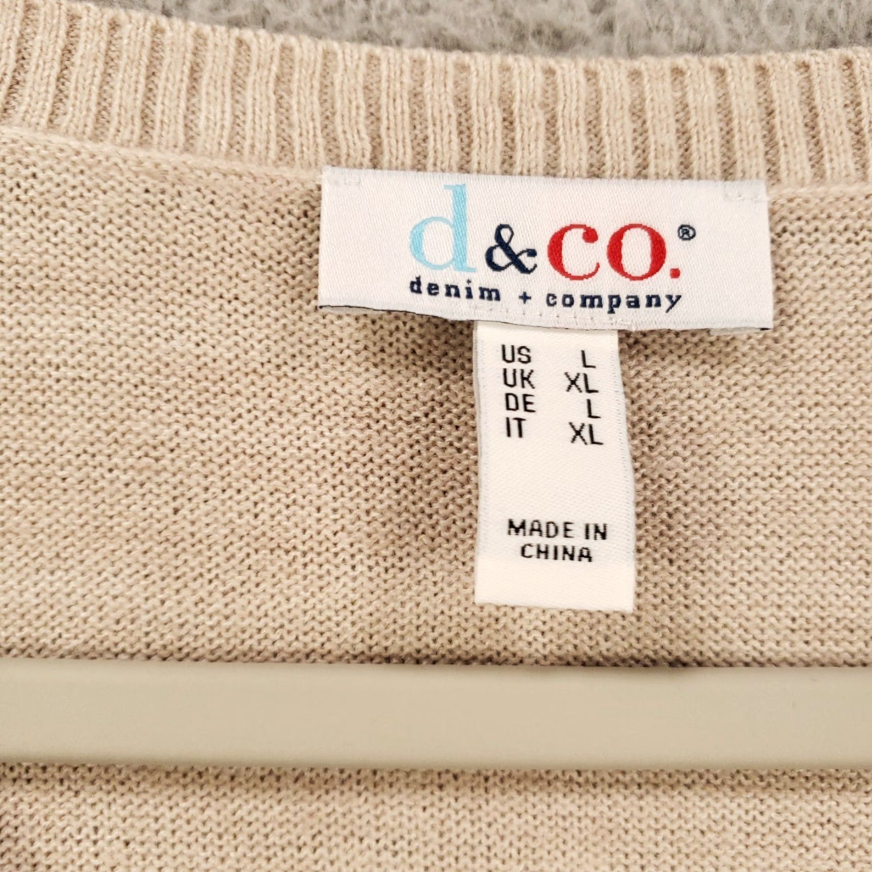 Denim & Co. Denim & Co. Sweater Women Large Beige Lightweight V-Neck Pullover Front Pockets Knit Long Sleeve Casual Womens Size L / US 10 / IT 46 - 5 Thumbnail