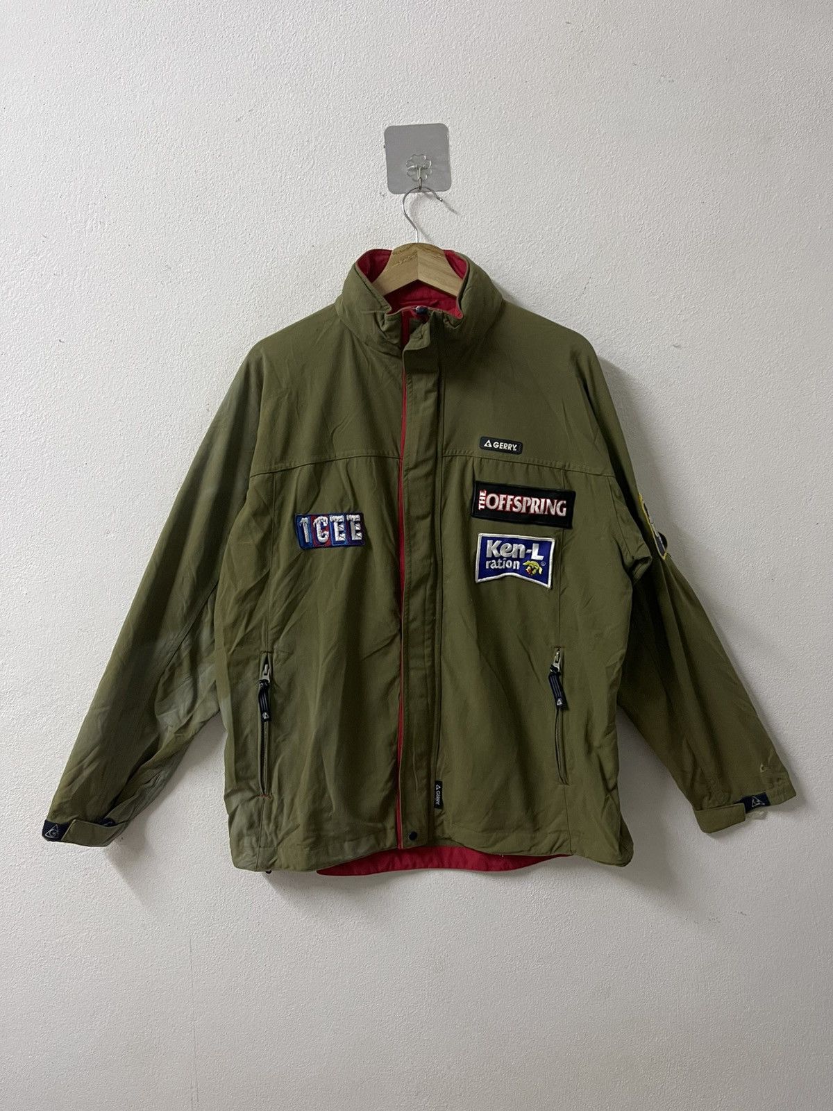 Vintage Vintage GERRY Performance Outdoor Jacket With Patches Size US L / EU 52-54 / 3 - 1 Thumbnail