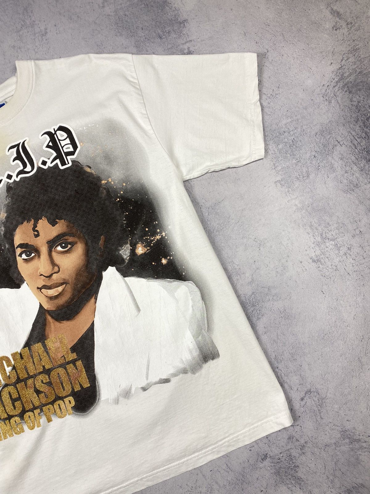Vintage Vintage Michael Jackson RIP King of Pop Memorial T Shirt Size US XL / EU 56 / 4 - 3 Thumbnail