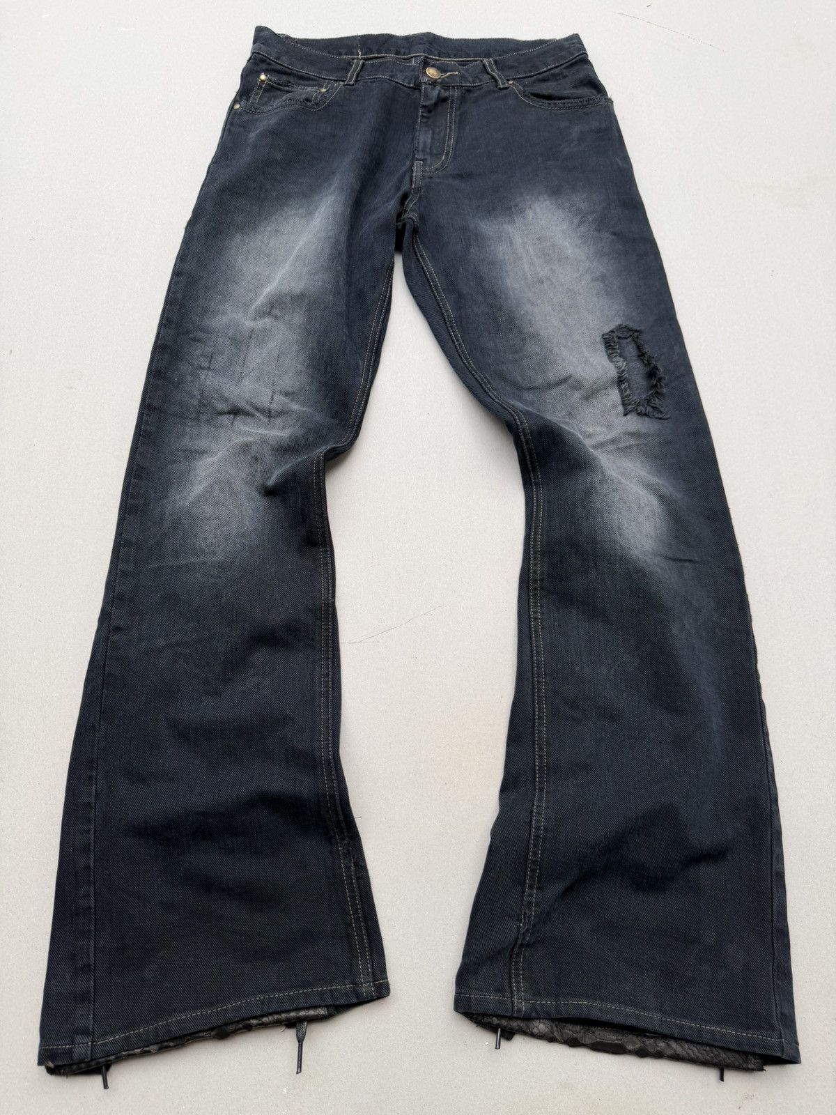 Japanese Brand Men’s Melrose lace up flare jeans Size US 29 - 1 Thumbnail