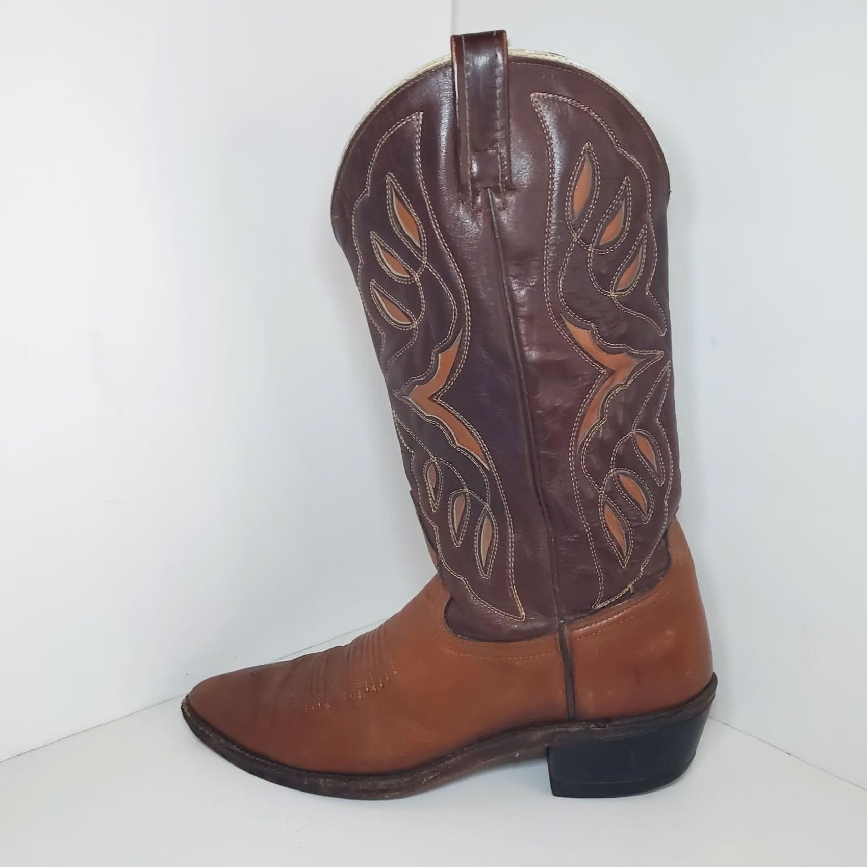 Vintage VINTAGE ACME Western Cowboy Boots Sz 8 Womens Brown Leather Butterfly Inlay Boots Women Cowboy 8 Brown Leather ACME Western Boots Women Size US 8 / IT 38 - 2 Thumbnail
