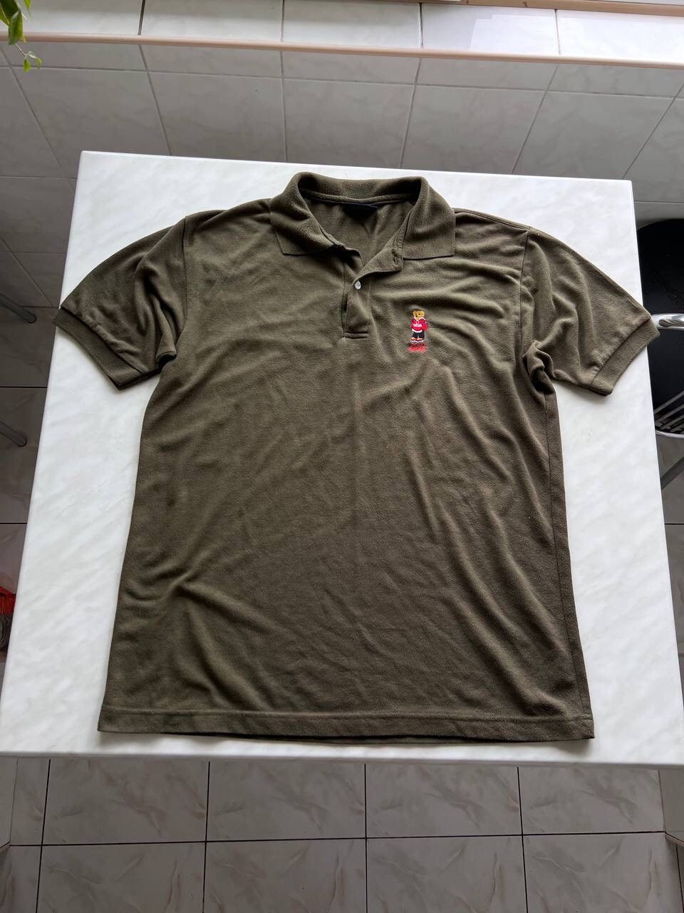 Vintage Vintage 90s Ralph Lauren Sport Bear Khaki Button T-Shirt Y2K Size US L / EU 52-54 / 3 - 1 Thumbnail