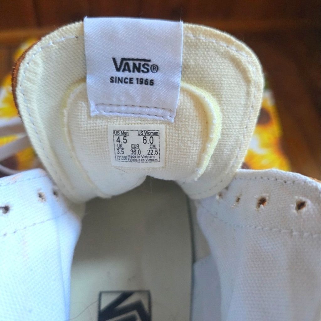 Vans Vans Tan and White High-Top Sneakers with Signature Stripe Size US 6 / IT 36 - 6 Thumbnail