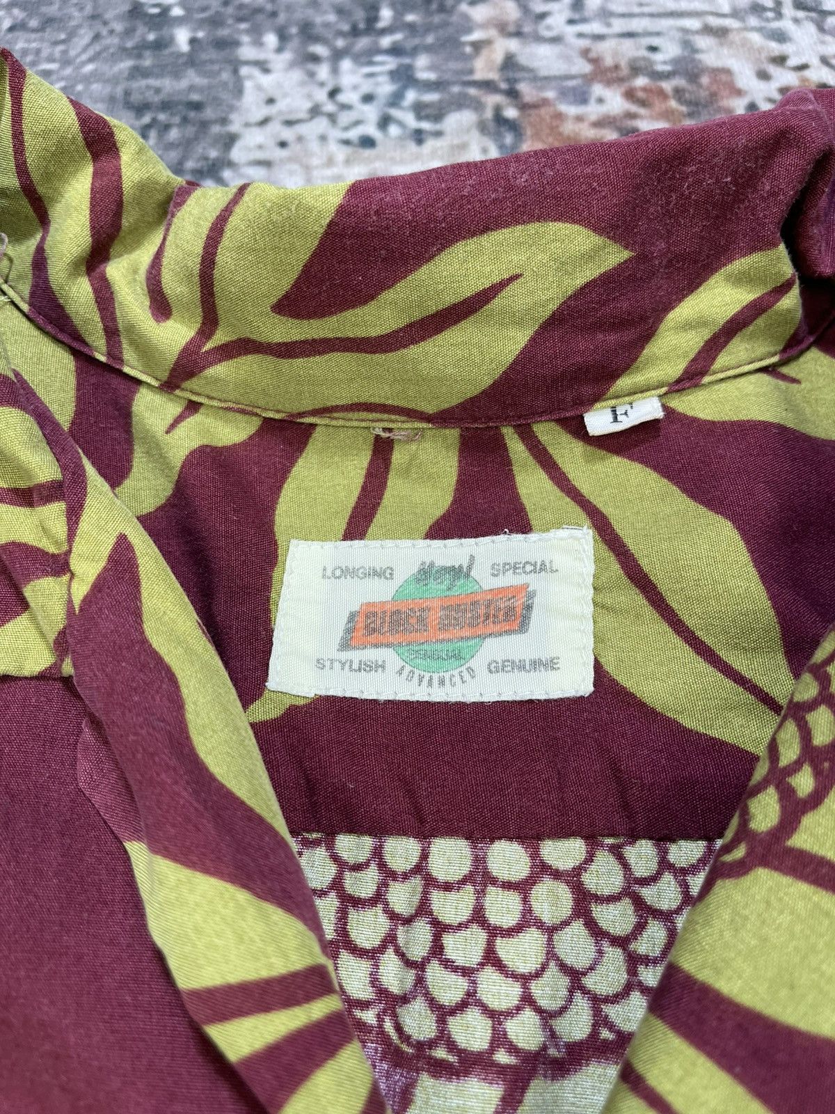 Vintage Vintage Block Buster Rayon Aloha Hawaiian Shirt Size US L / EU 52-54 / 3 - 11 Thumbnail