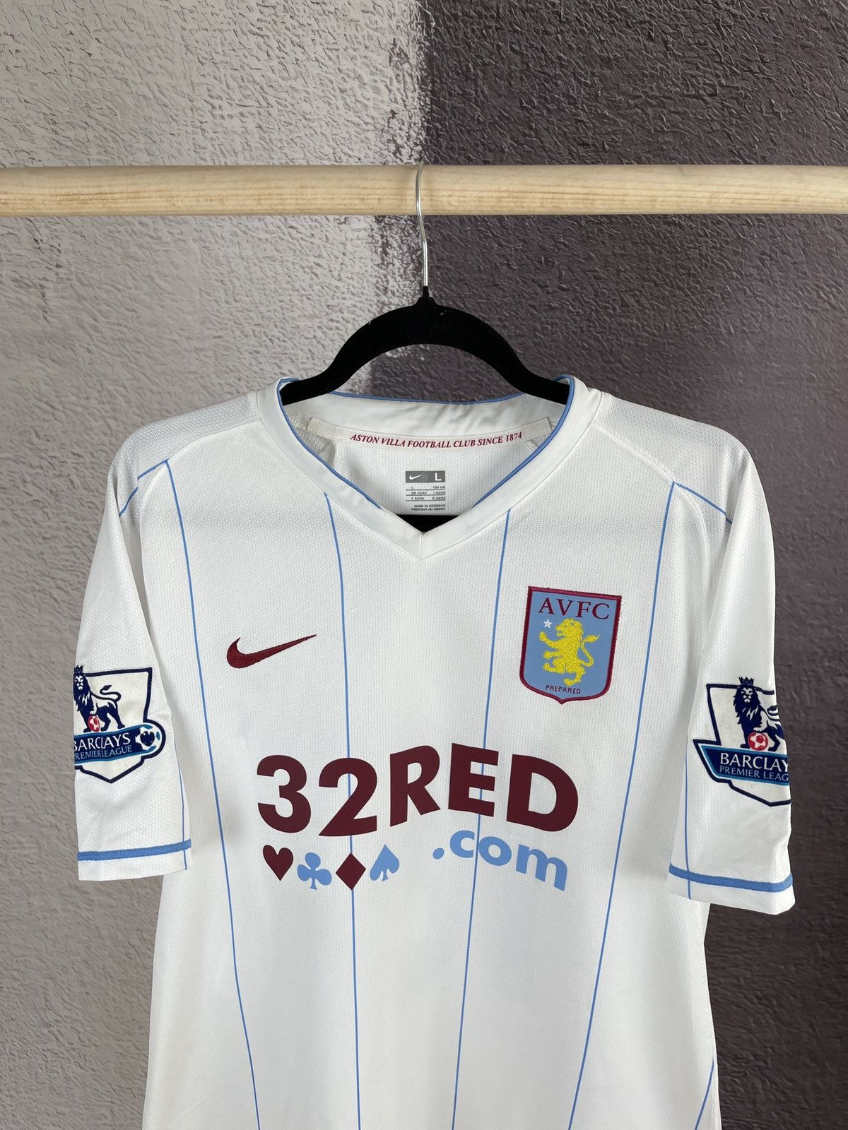Nike Match Issue Nike Aston Villa 2007 08 #18 Wayne Routledge Size US L / EU 52-54 / 3 - 4 Thumbnail