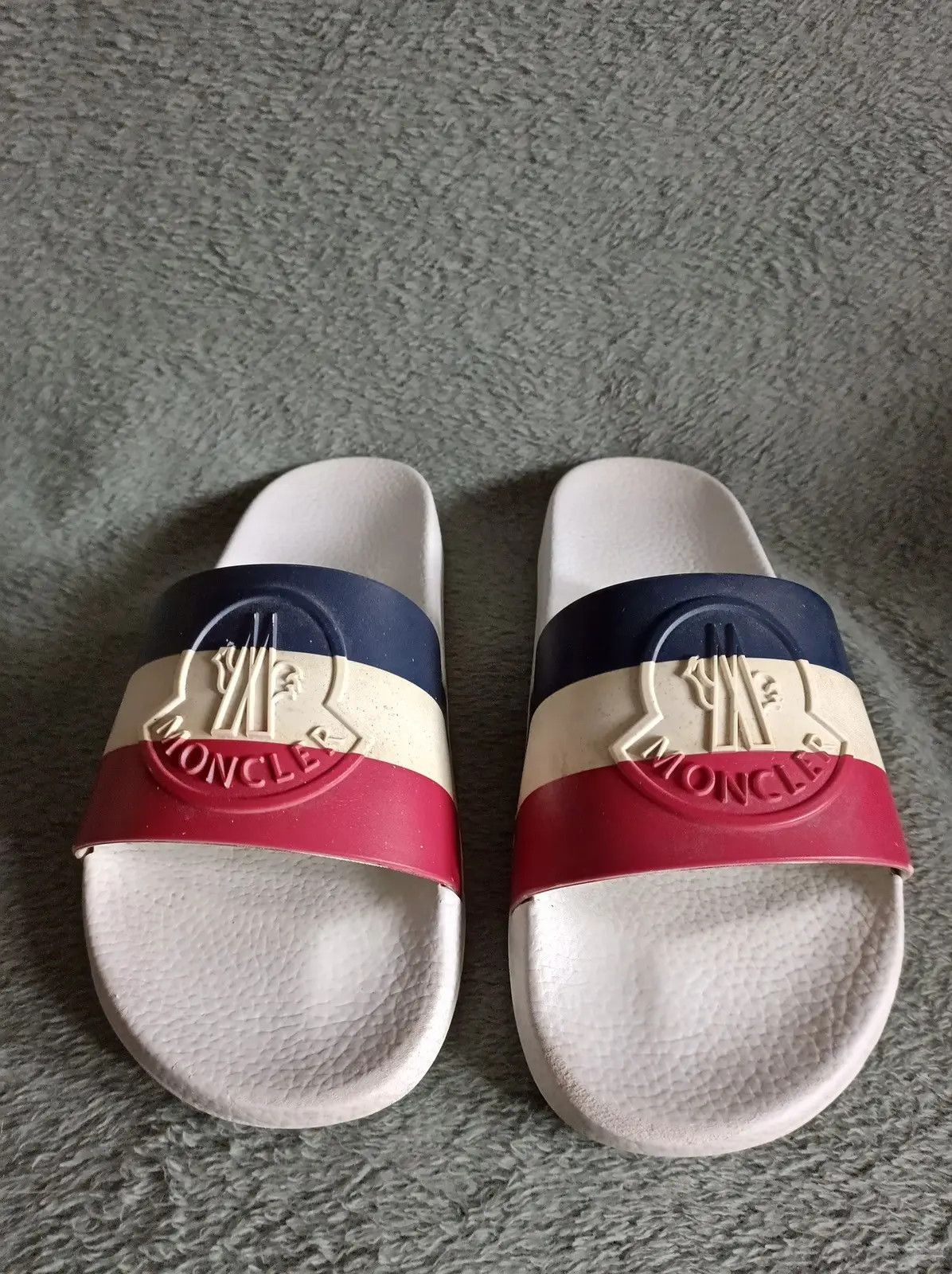 Moncler MONCLER Basile Logo-Embossed Striped Rubber Slides EU 41 Size US 8 / EU 41 - 5 Thumbnail
