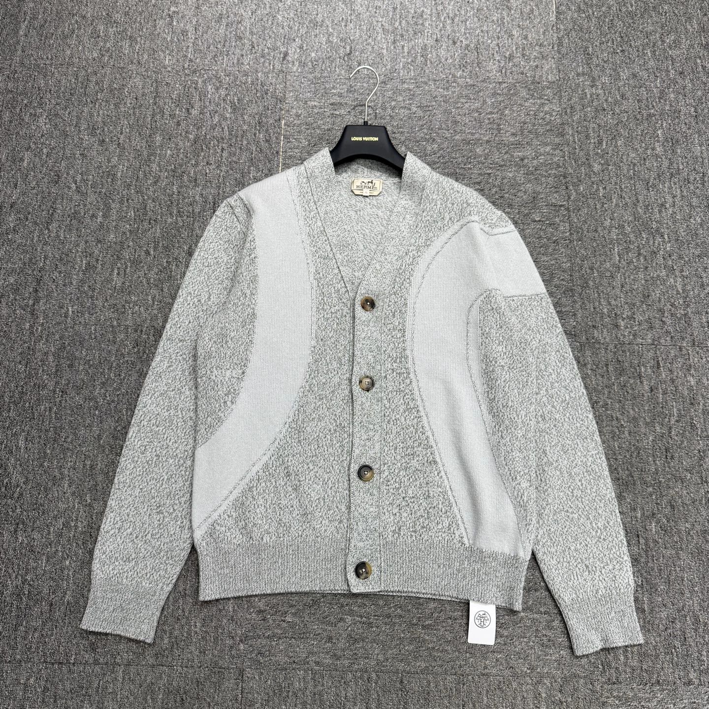 Hermes 0446 Hermes ss25 wool knit cardigan xl Size XL / US 12-14 / IT 48-50 - 1 Thumbnail
