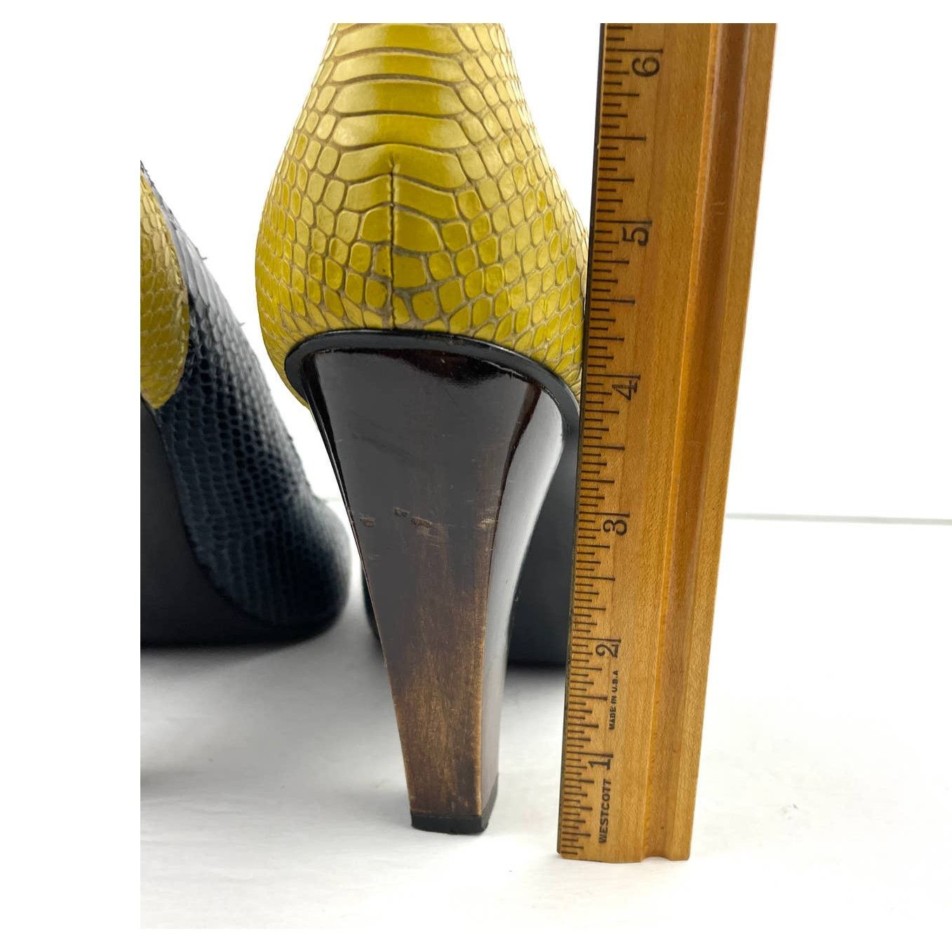 7 For All Mankind Wooden Heels Pumps Blue Yellow Snake Style 10 Leather Size US 9 / IT 39 - 4 Thumbnail